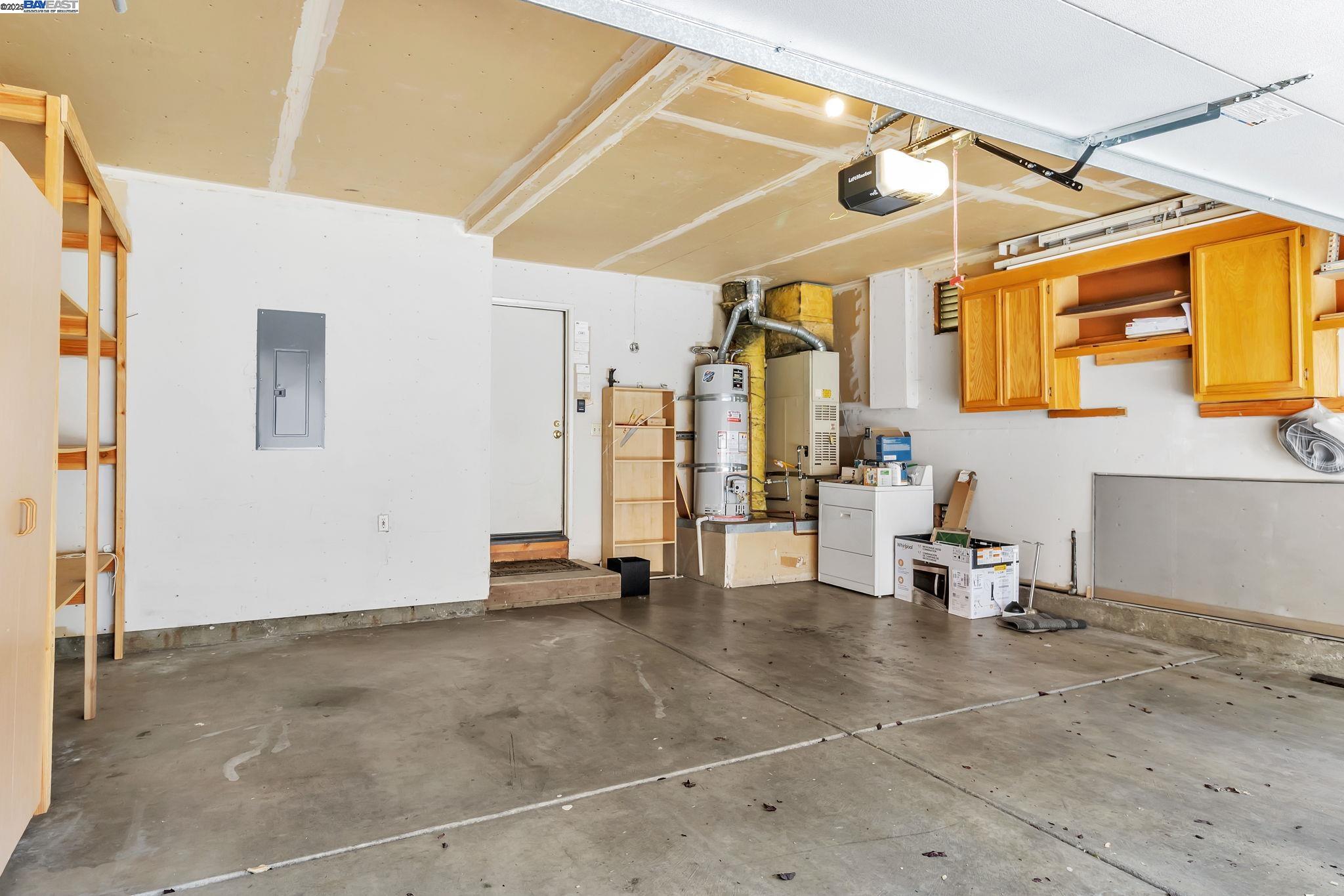 Photo #32: 41114112 Listing: Photo #32