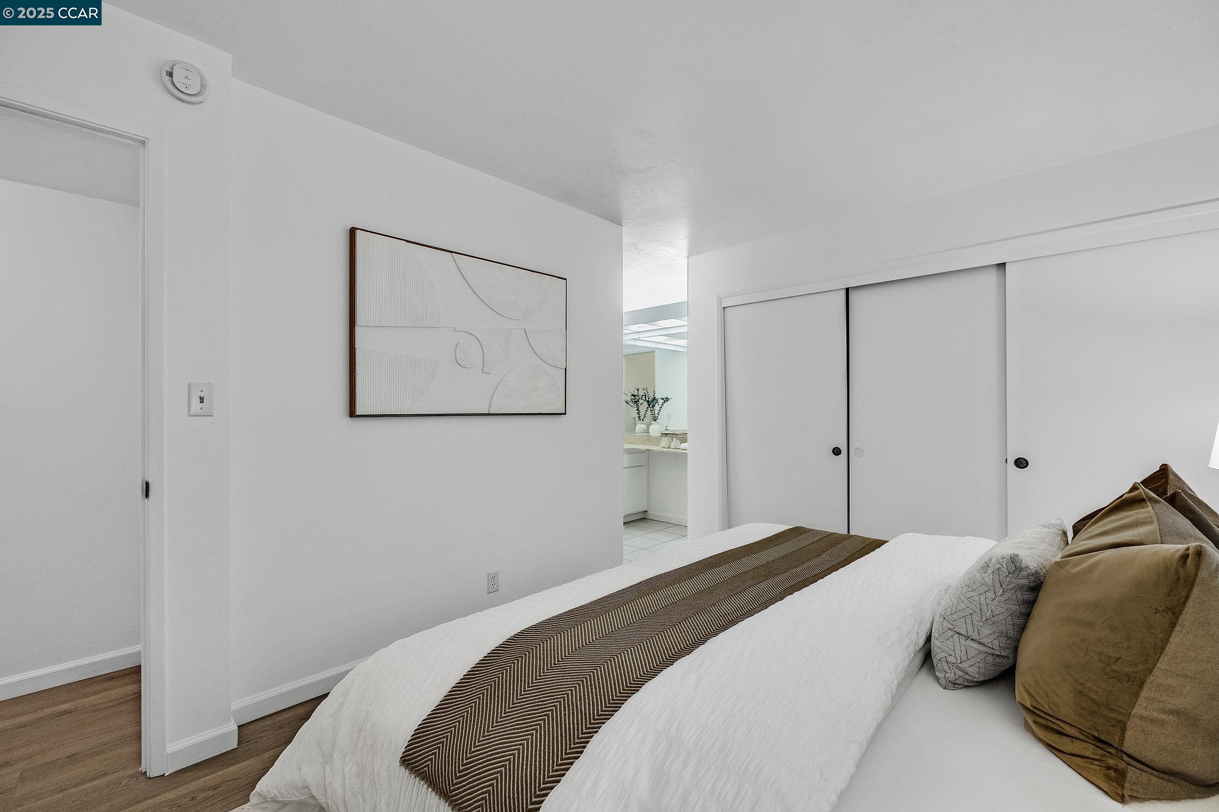 Photo #17: 41114121 Listing: Photo #17