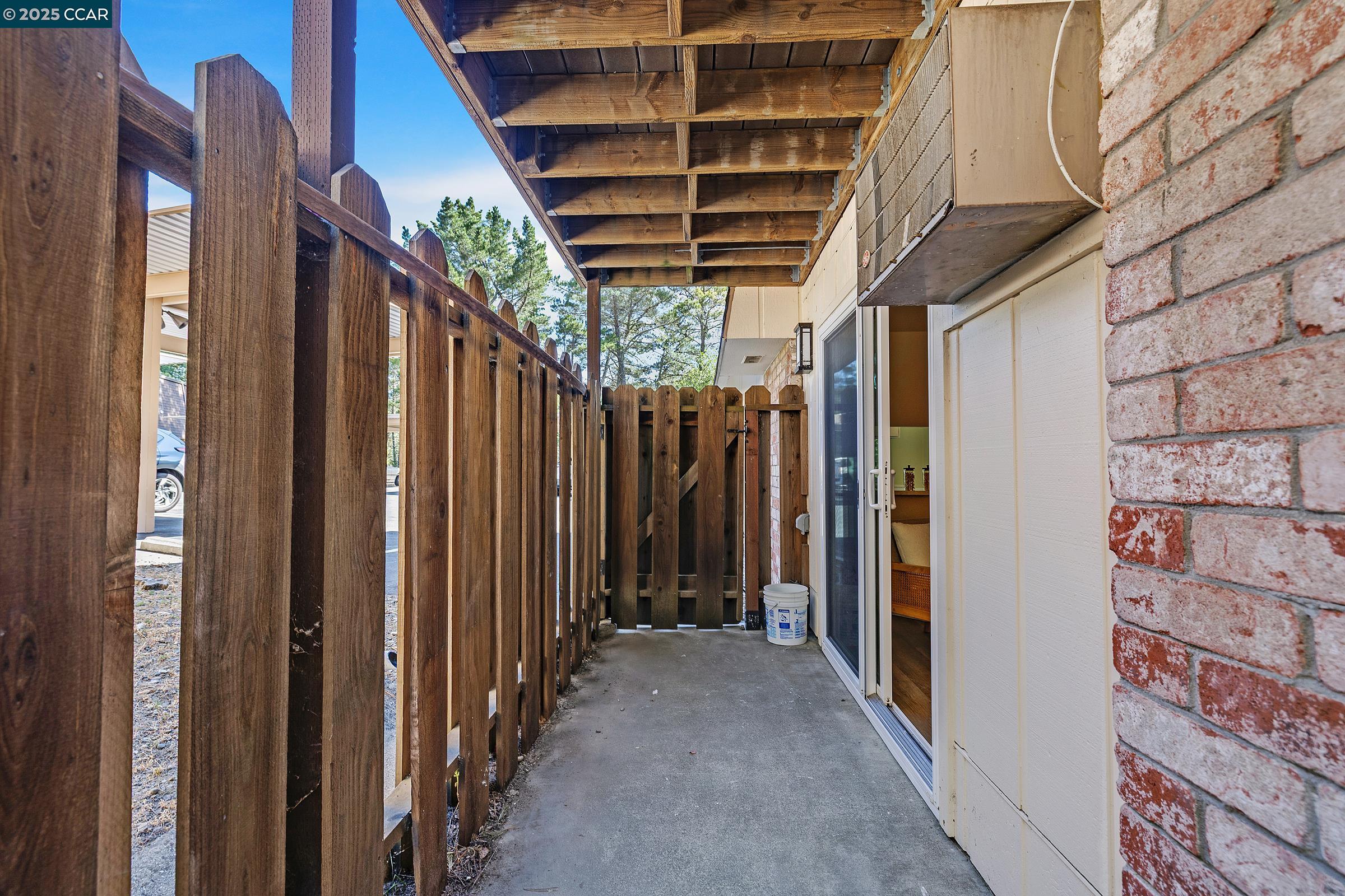 Photo #32: 41114121 Listing: Photo #32