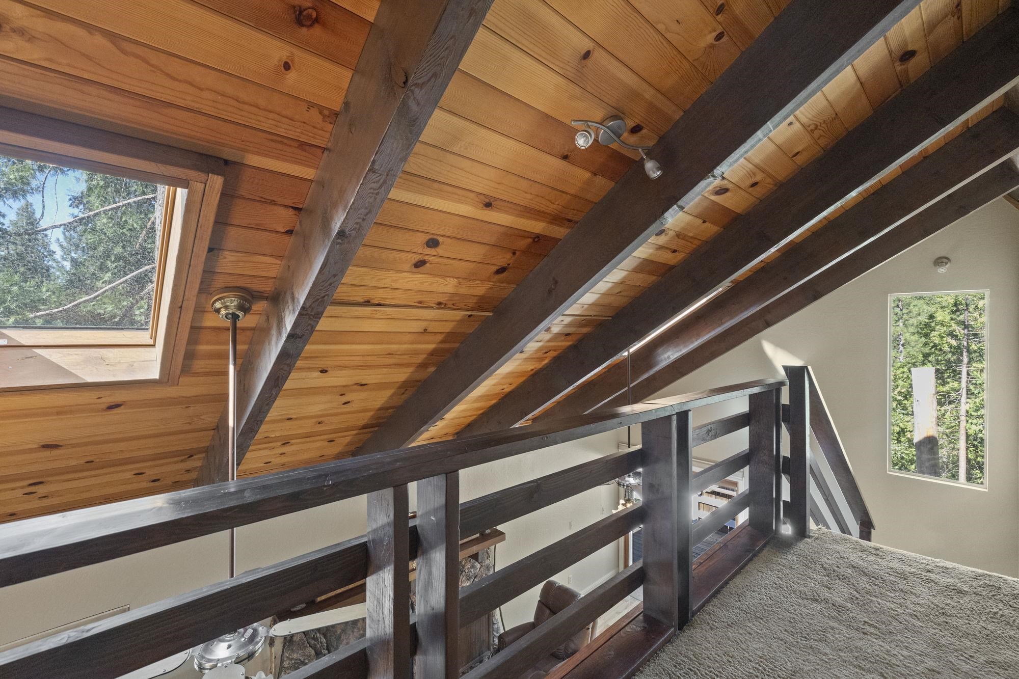 Detail Gallery Image 13 of 22 For 24018 Tuyu, Mi Wuk Village,  CA 95346 - 3 Beds | 2 Baths