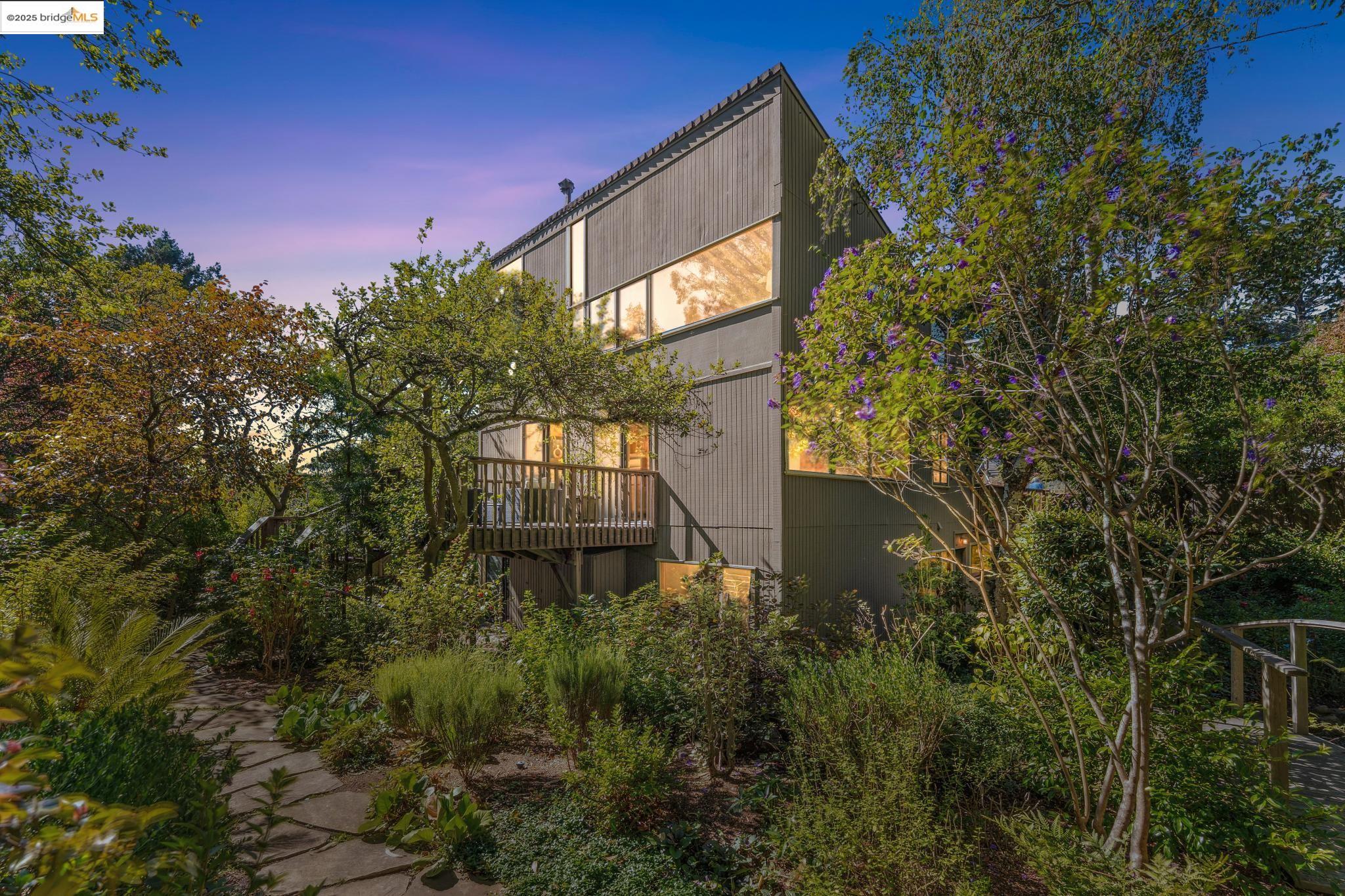 Front Image Thumbnail for EB41114140