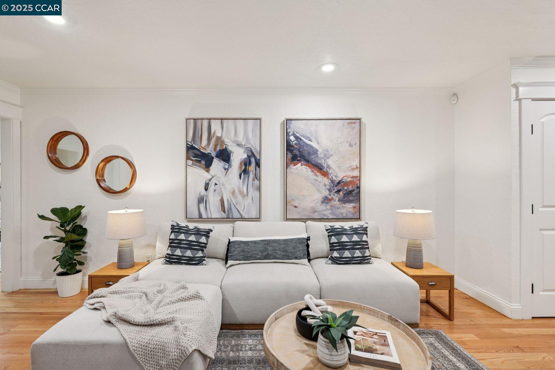 Detail Gallery Image 11 of 52 For 4449 Mattis Ct, Oakland,  CA 94619 - 3 Beds | 2/1 Baths