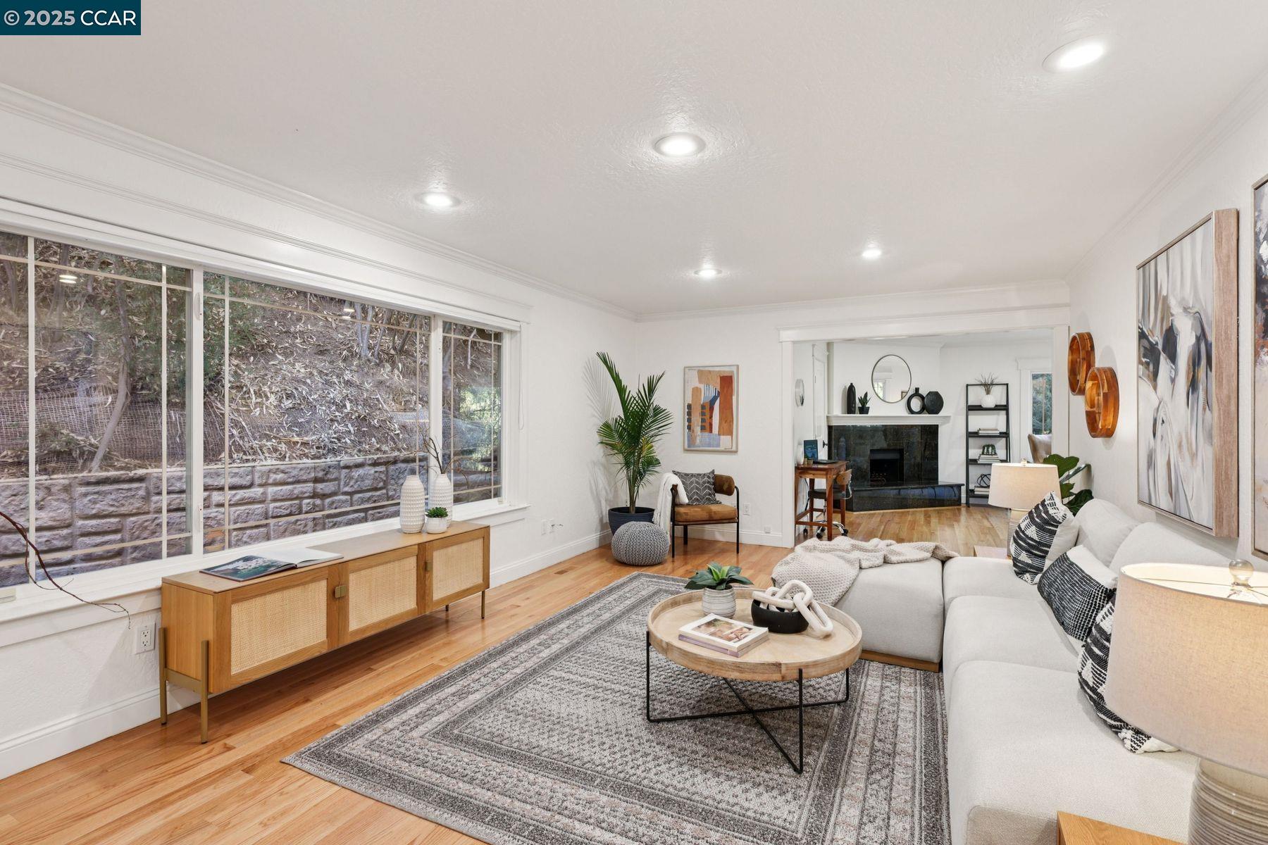 Detail Gallery Image 13 of 52 For 4449 Mattis Ct, Oakland,  CA 94619 - 3 Beds | 2/1 Baths