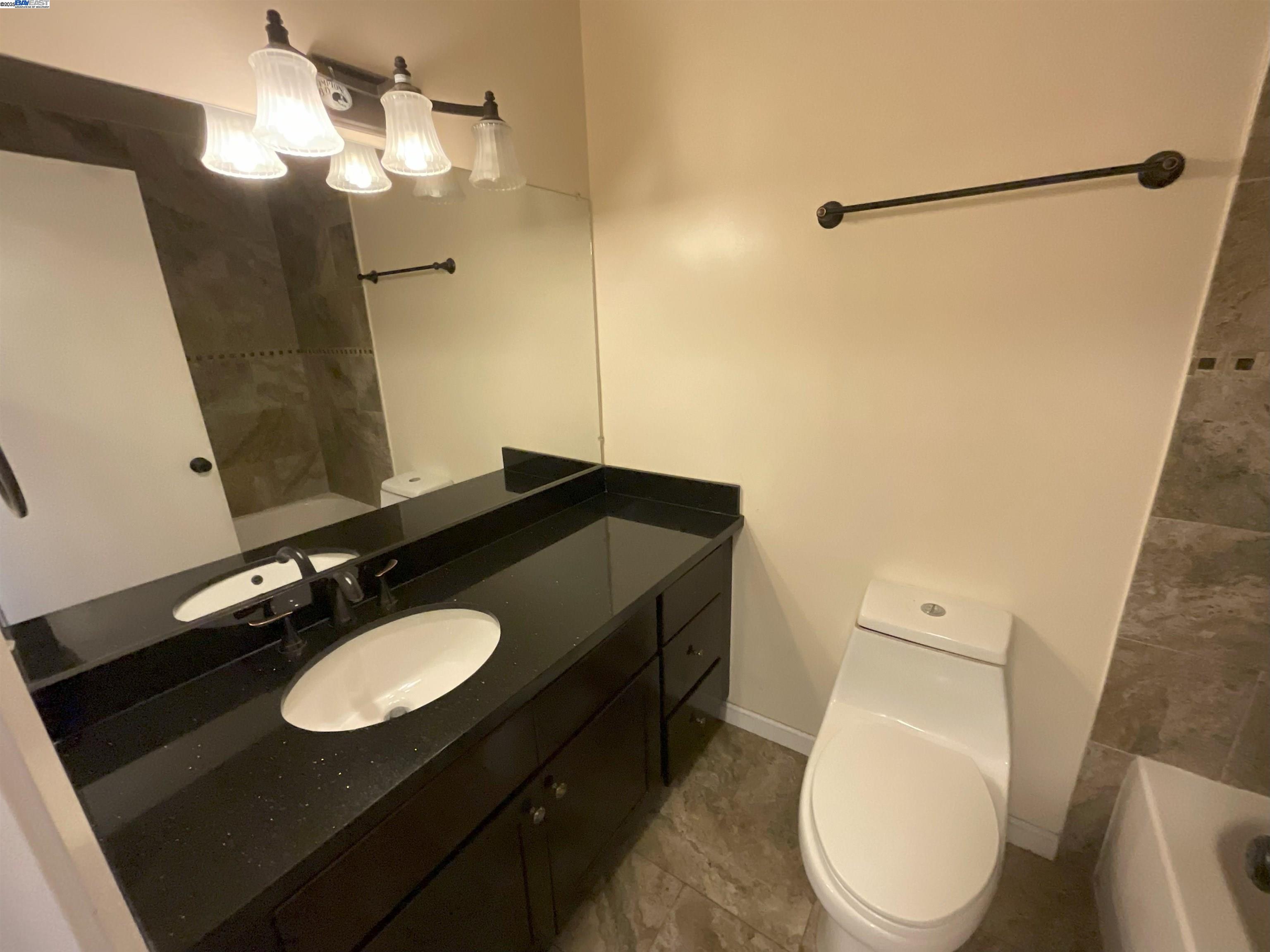 Detail Gallery Image 11 of 32 For 1102 Admiralty Ln, Foster City,  CA 94404 - 1 Beds | 1 Baths