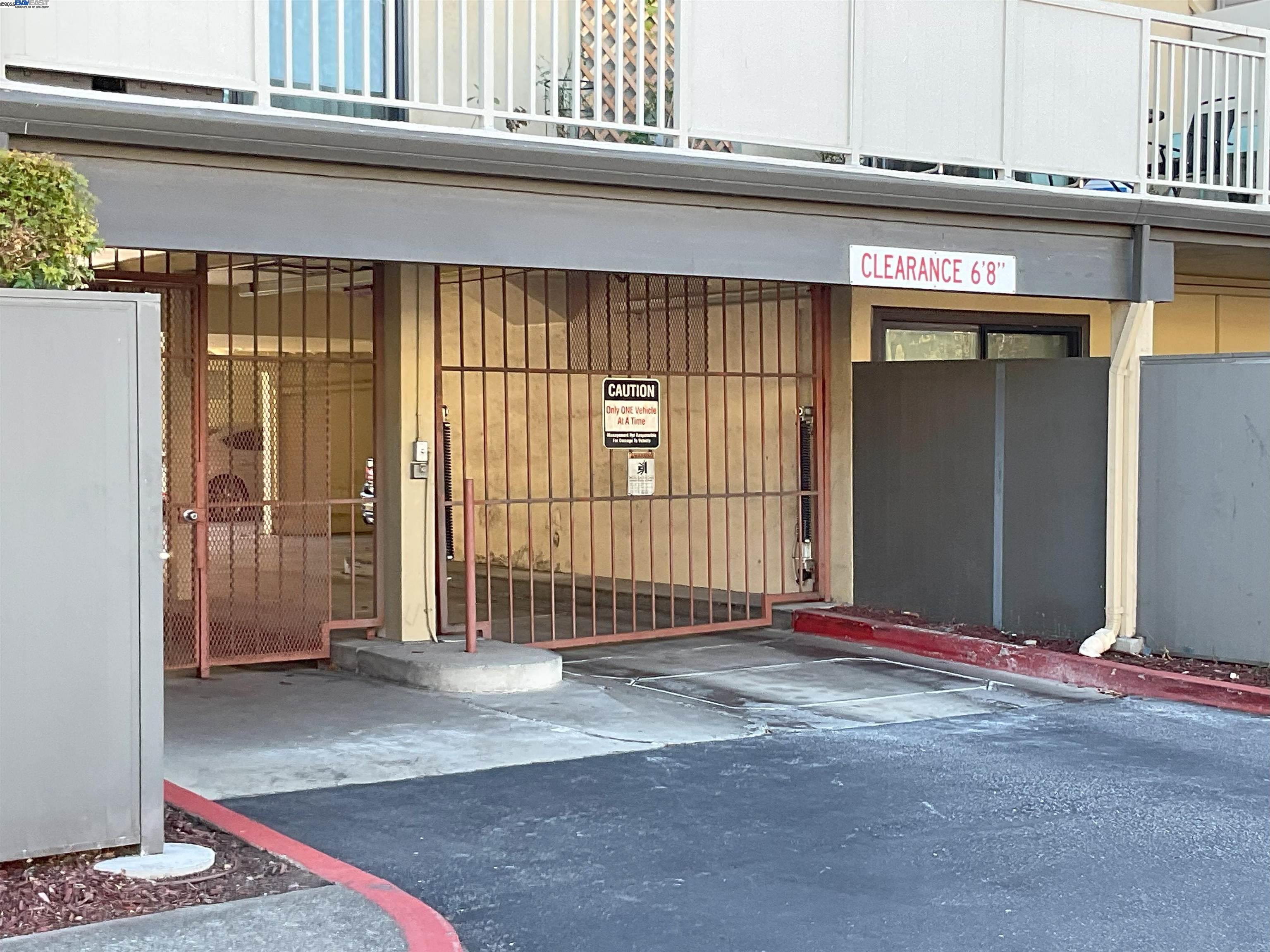 Detail Gallery Image 16 of 32 For 1102 Admiralty Ln, Foster City,  CA 94404 - 1 Beds | 1 Baths