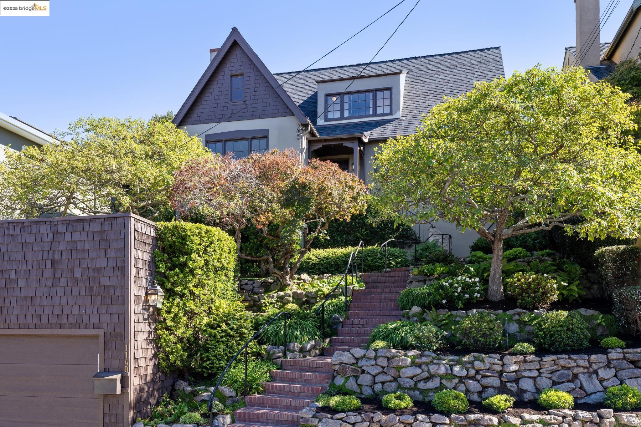 Homes For Sale in Piedmont, CA