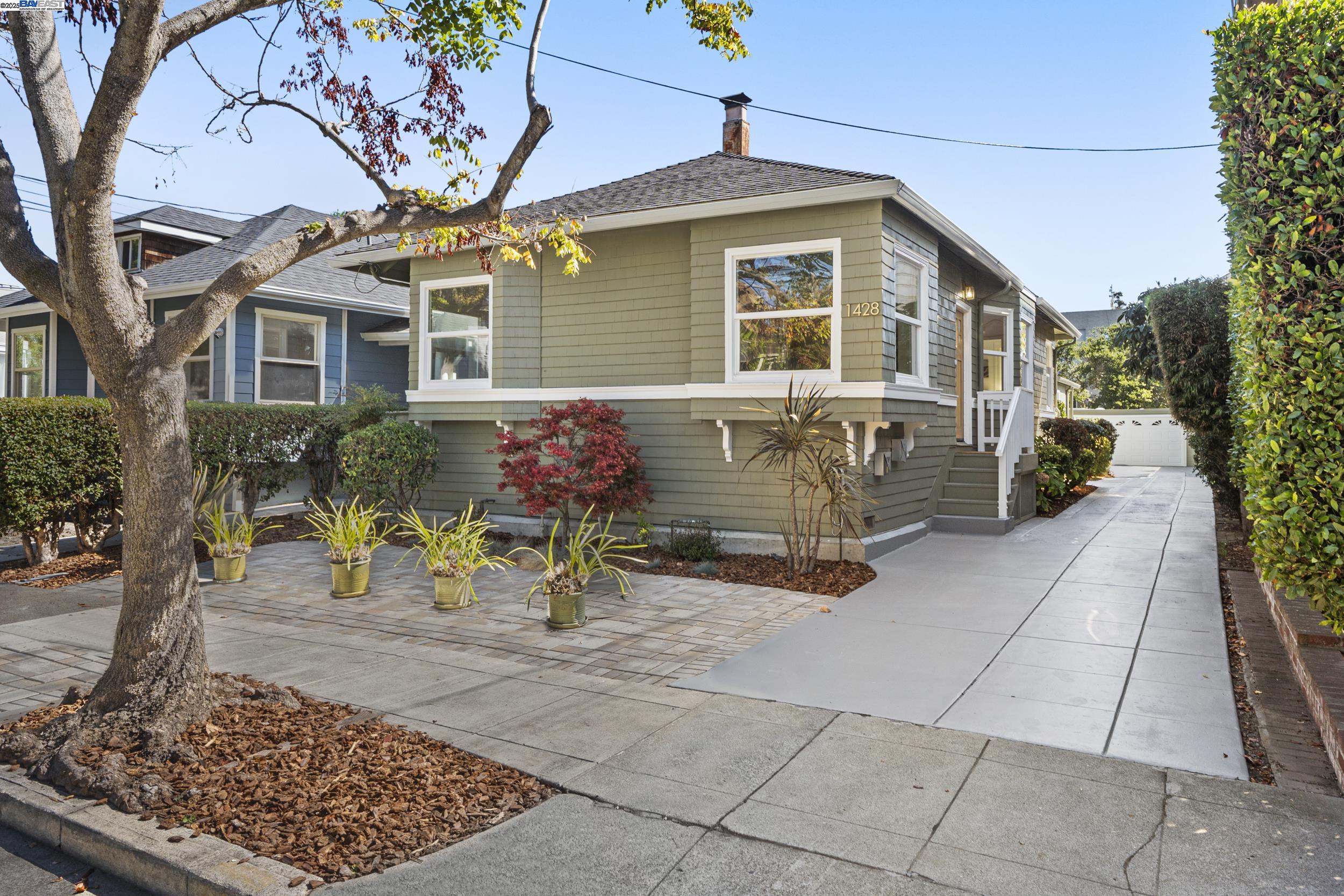 Front Image Thumbnail for BE41114181