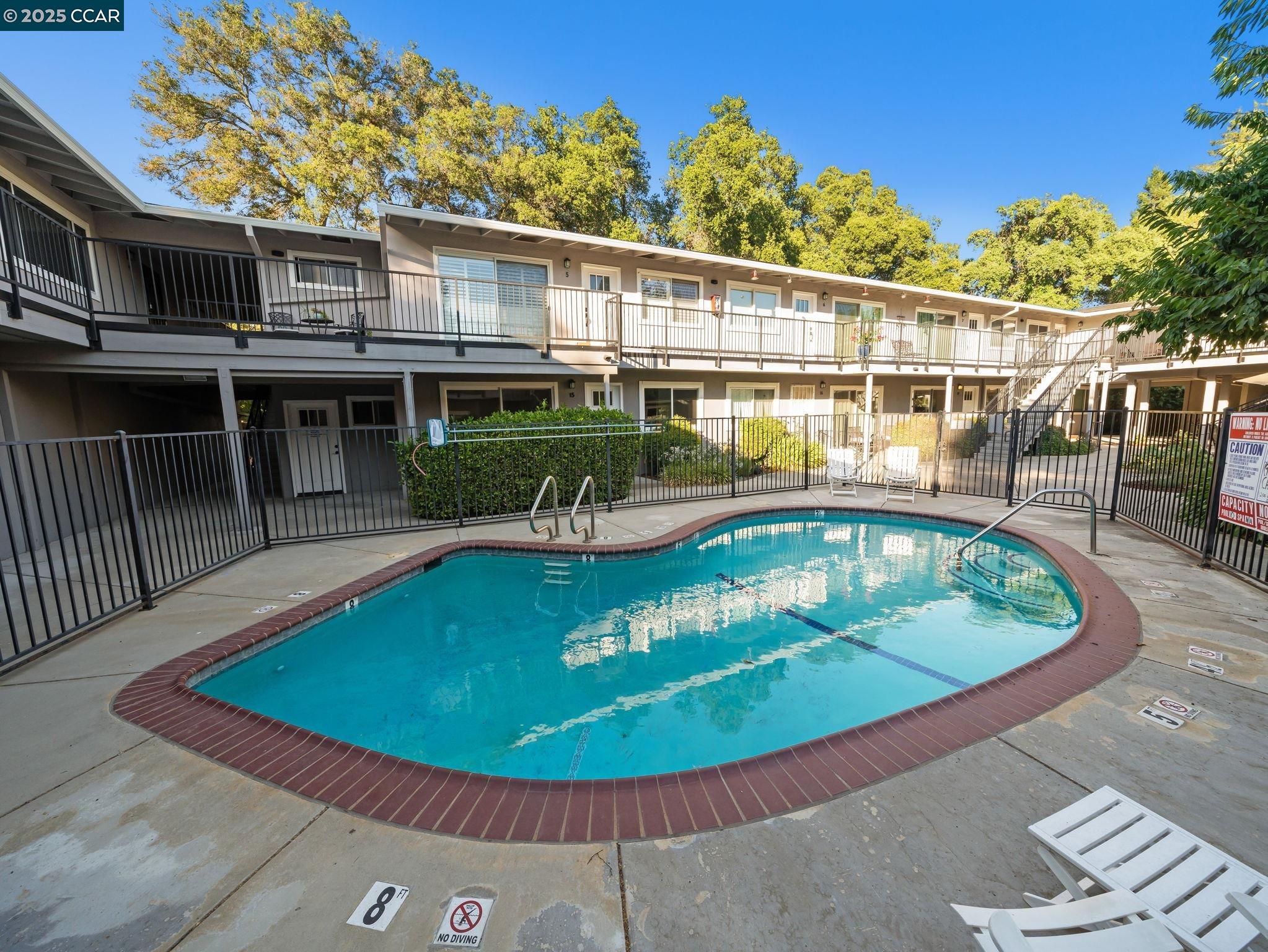 Detail Gallery Image 21 of 29 For 200 El Dorado Ave #17,  Danville,  CA 94526 - 2 Beds | 2 Baths