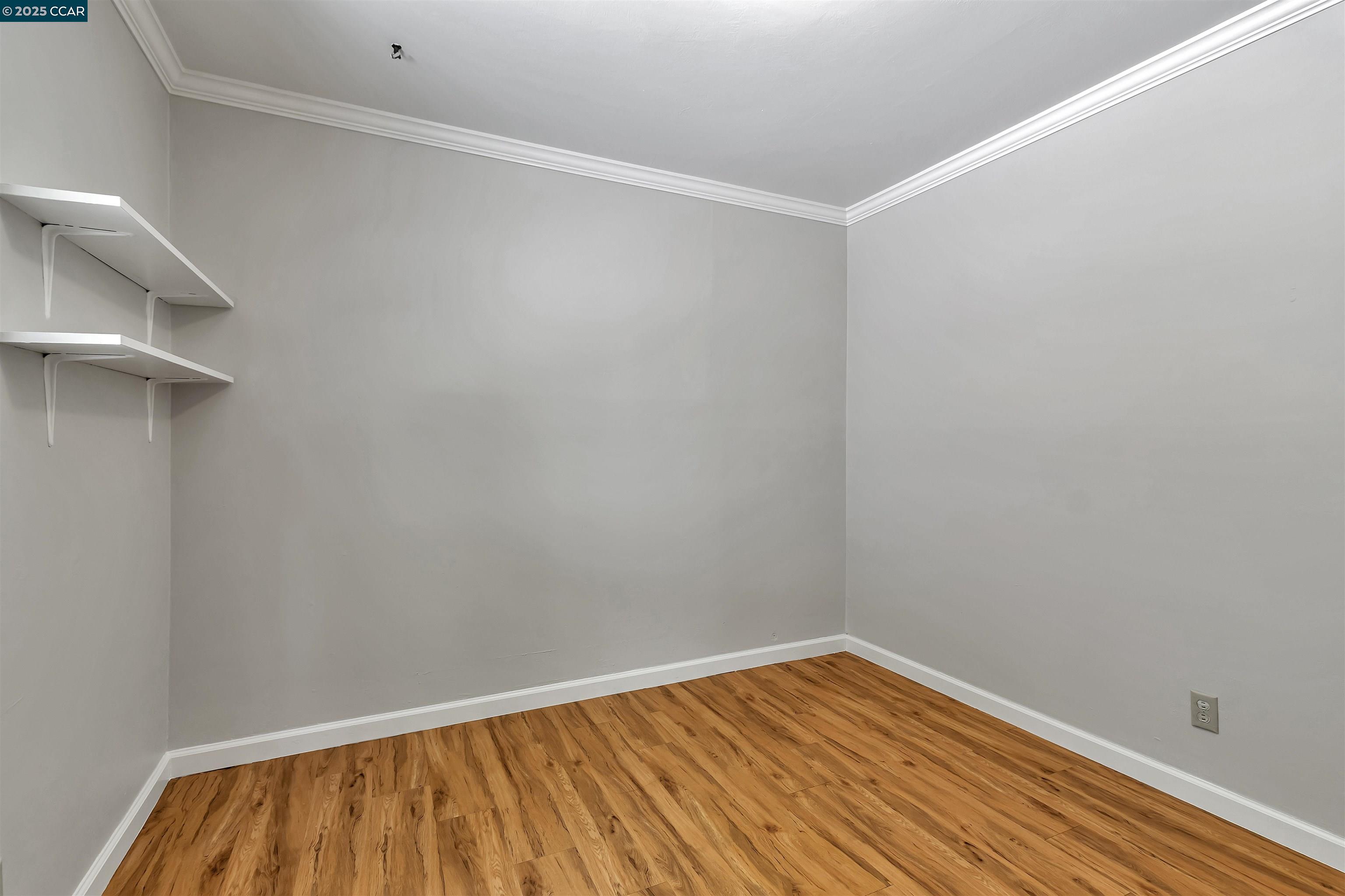 Detail Gallery Image 15 of 28 For 520 Dawkins Dr, Lafayette,  CA 94549 - 4 Beds | 2/1 Baths