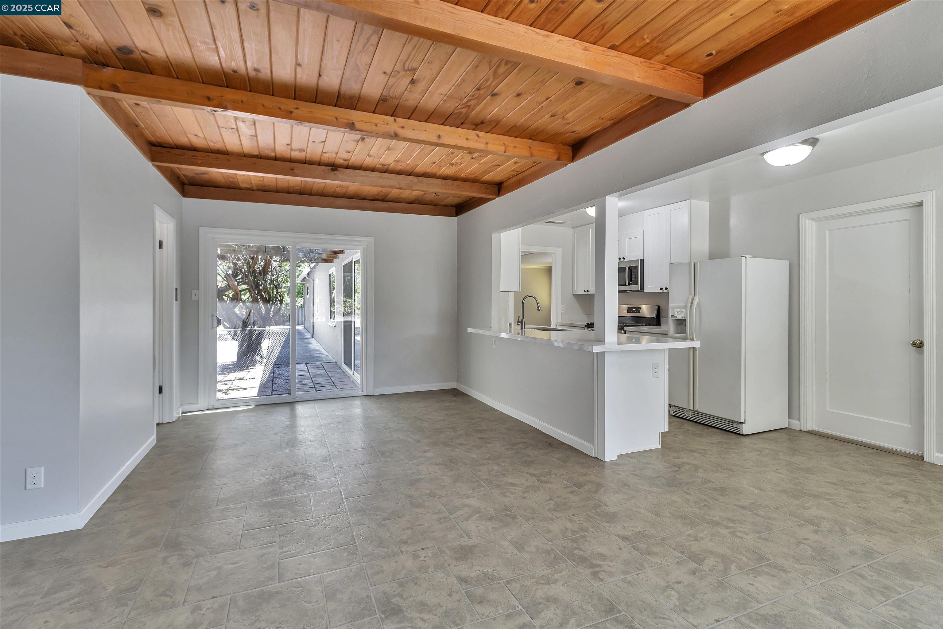 Detail Gallery Image 20 of 28 For 520 Dawkins Dr, Lafayette,  CA 94549 - 4 Beds | 2/1 Baths