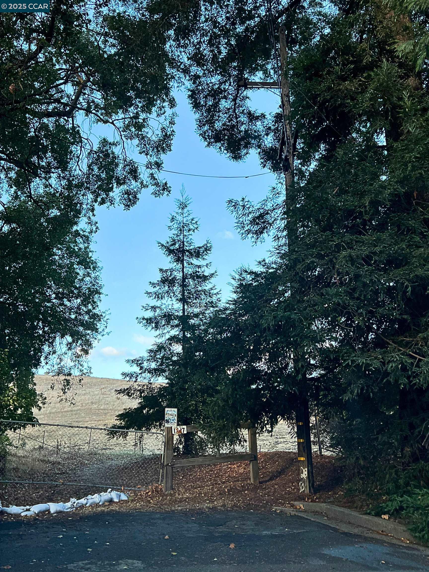 Detail Gallery Image 28 of 28 For 520 Dawkins Dr, Lafayette,  CA 94549 - 4 Beds | 2/1 Baths