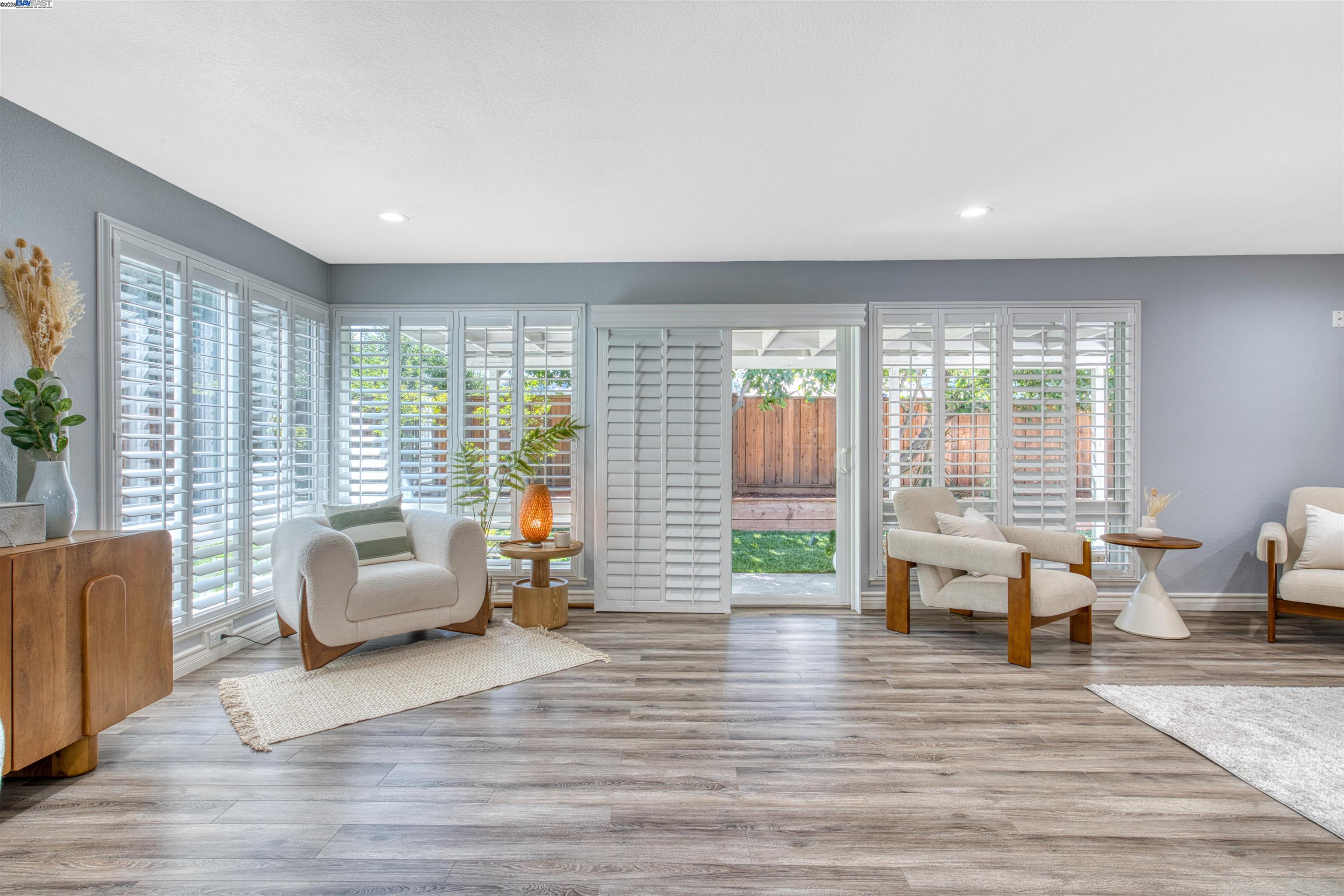 Detail Gallery Image 15 of 60 For 228 Prague Drive, San Jose,  CA 95119 - 5 Beds | 3/1 Baths