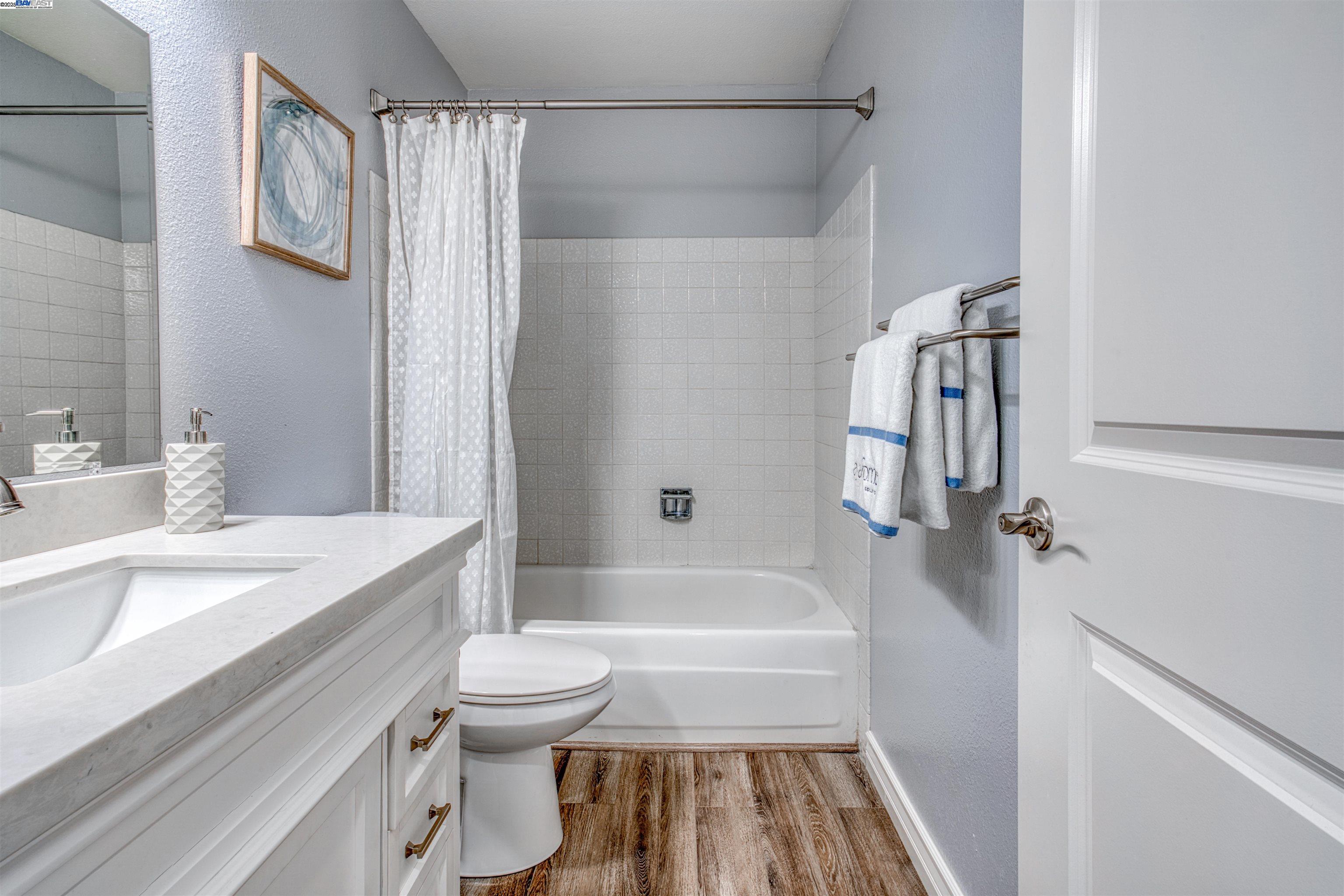 Detail Gallery Image 42 of 60 For 228 Prague Drive, San Jose,  CA 95119 - 5 Beds | 3/1 Baths