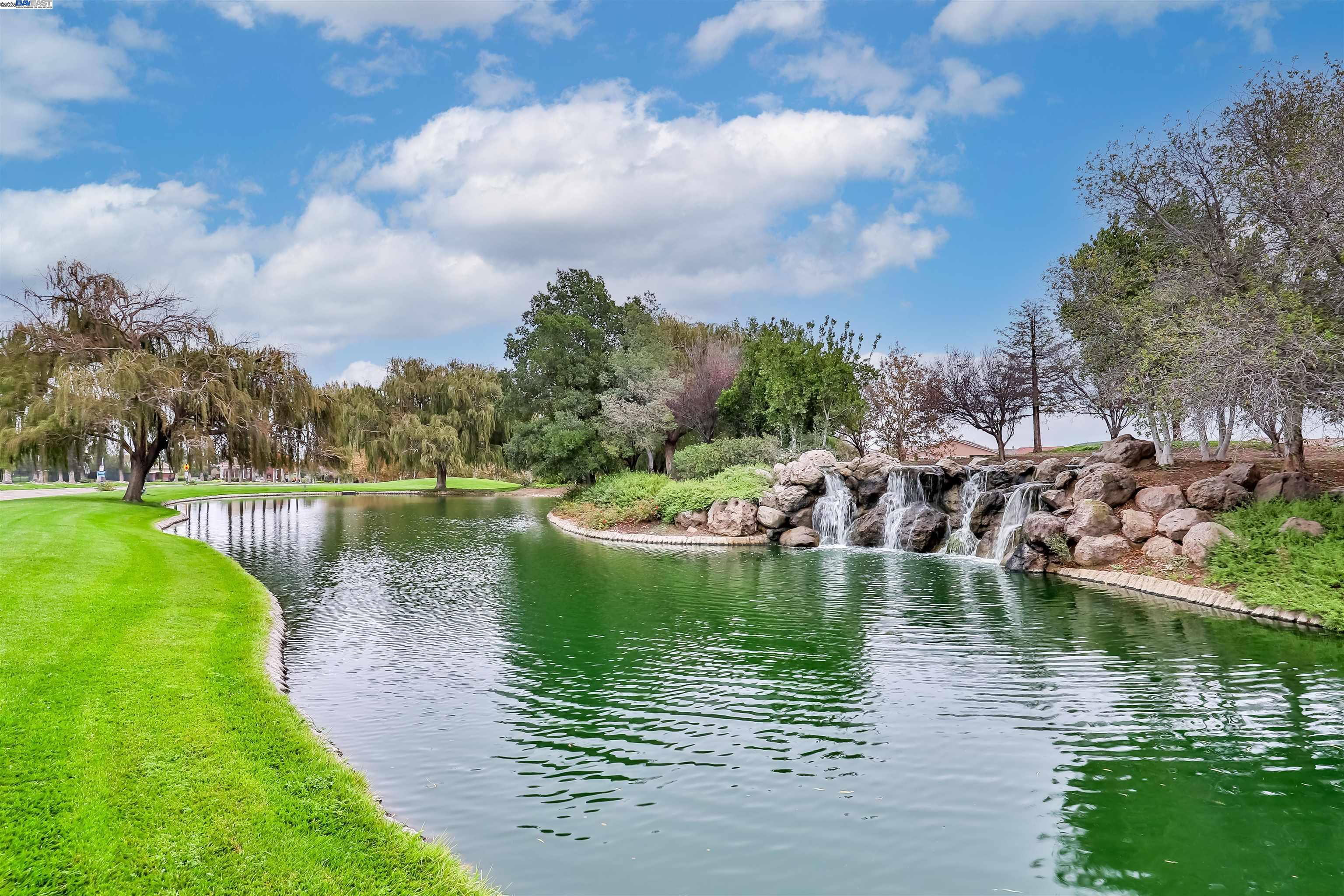 Detail Gallery Image 27 of 40 For 422 Saddle Rock Ln, Rio Vista,  CA 94571 - 2 Beds | 2 Baths