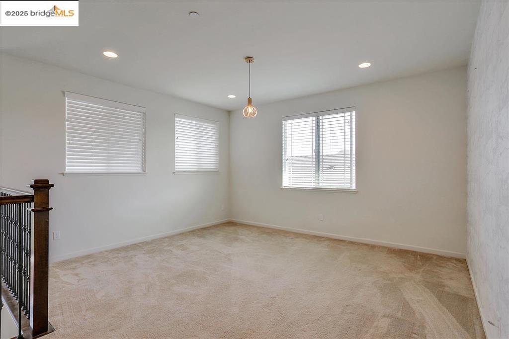 Detail Gallery Image 11 of 26 For 809 Bluestone Dr, Oakley,  CA 94561-3066 - 4 Beds | 3 Baths