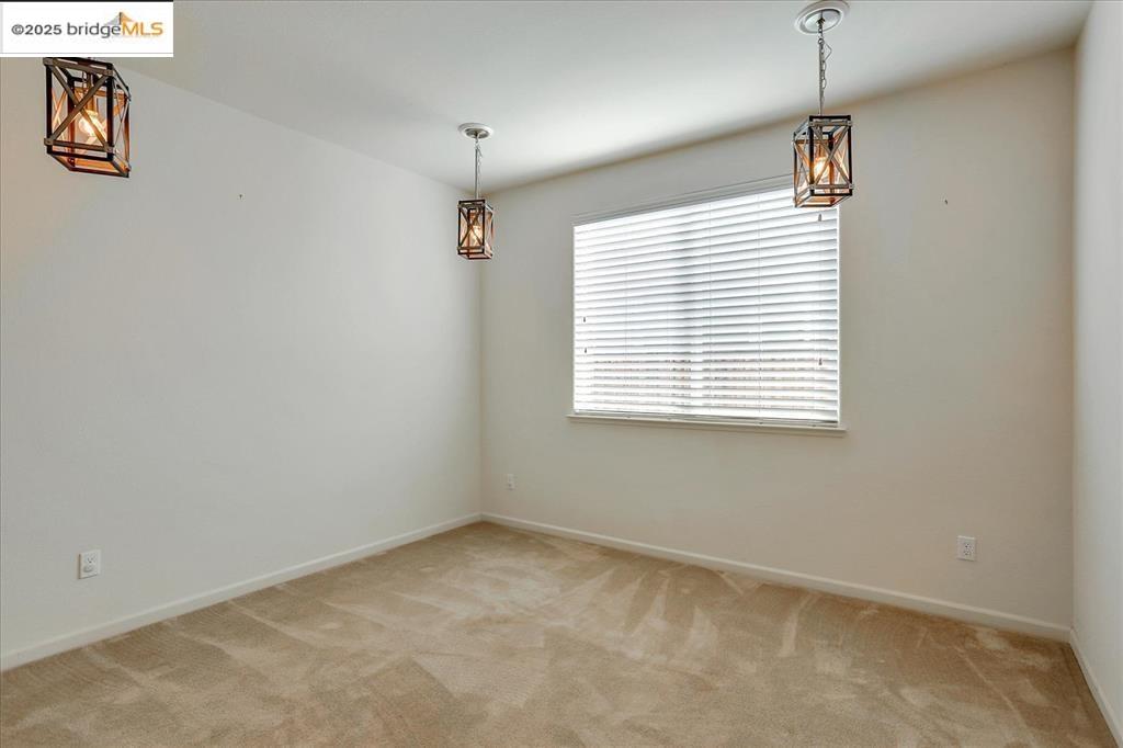 Detail Gallery Image 19 of 26 For 809 Bluestone Dr, Oakley,  CA 94561-3066 - 4 Beds | 3 Baths