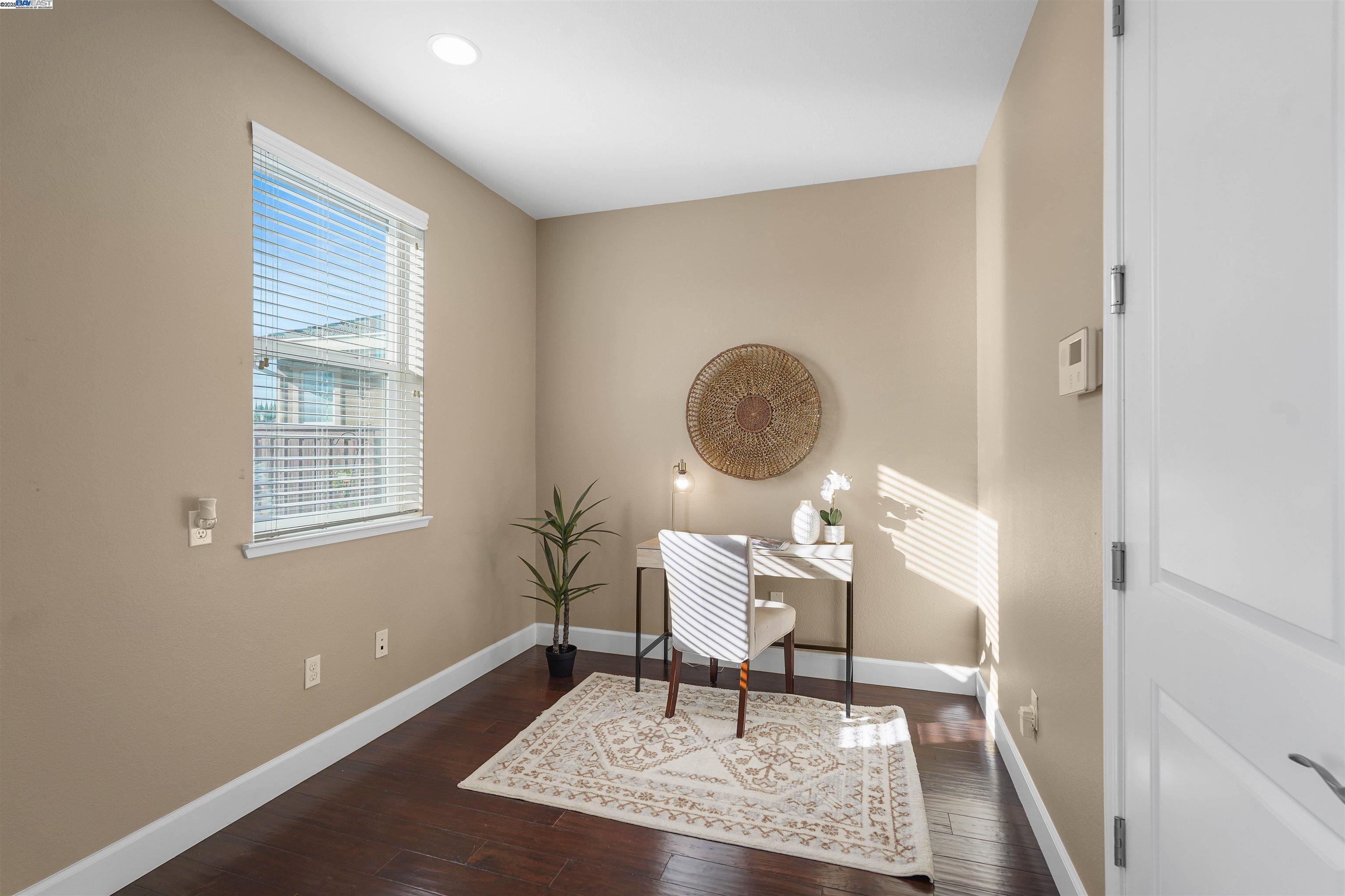 Detail Gallery Image 19 of 53 For 2417 Stalsburg Dr, Tracy,  CA 95376 - 4 Beds | 3 Baths