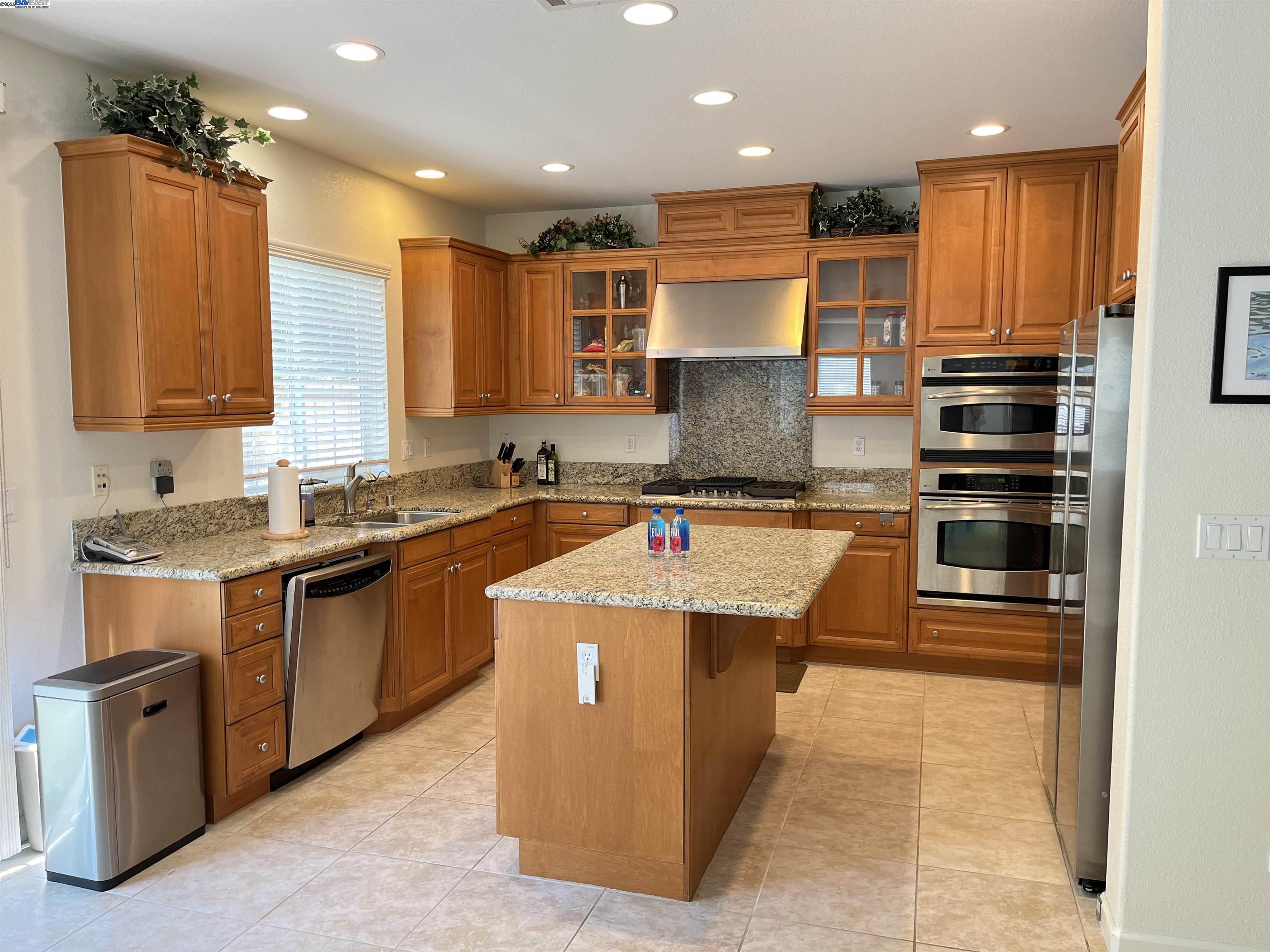 Detail Gallery Image 8 of 30 For 1132 Hoskins Ln, San Ramon,  CA 94582 - 4 Beds | 4 Baths