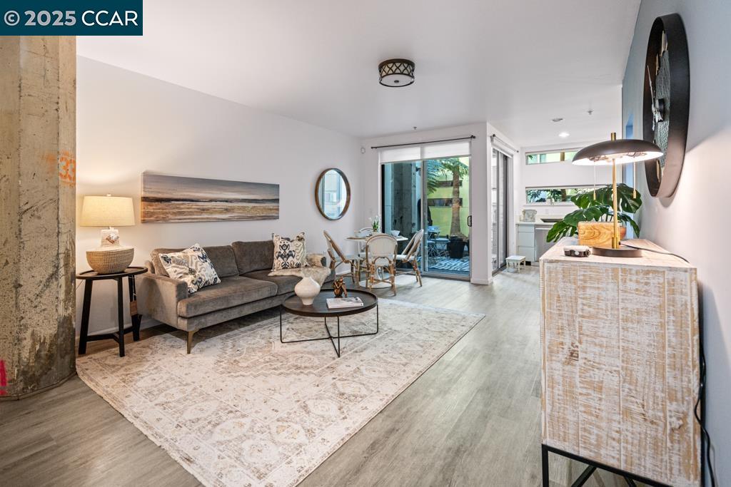 Photo #5: 41114207 Listing 