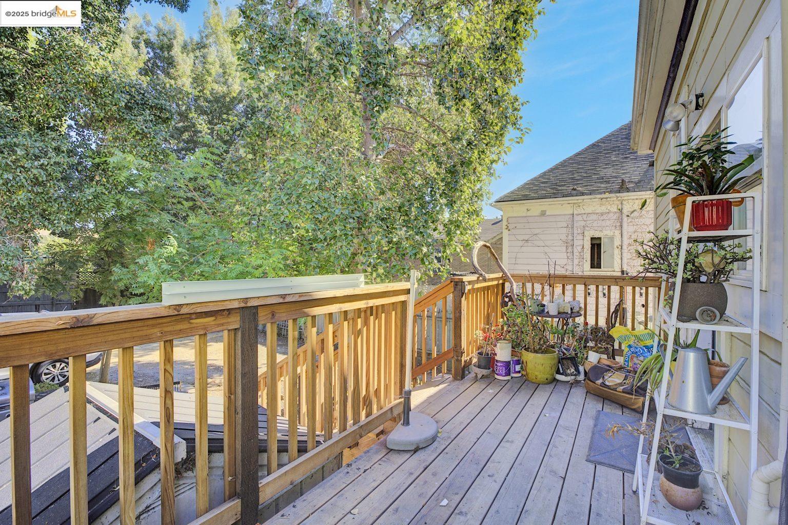 Detail Gallery Image 26 of 41 For 3830 Clarke St, Oakland,  CA 94609 - – Beds | – Baths