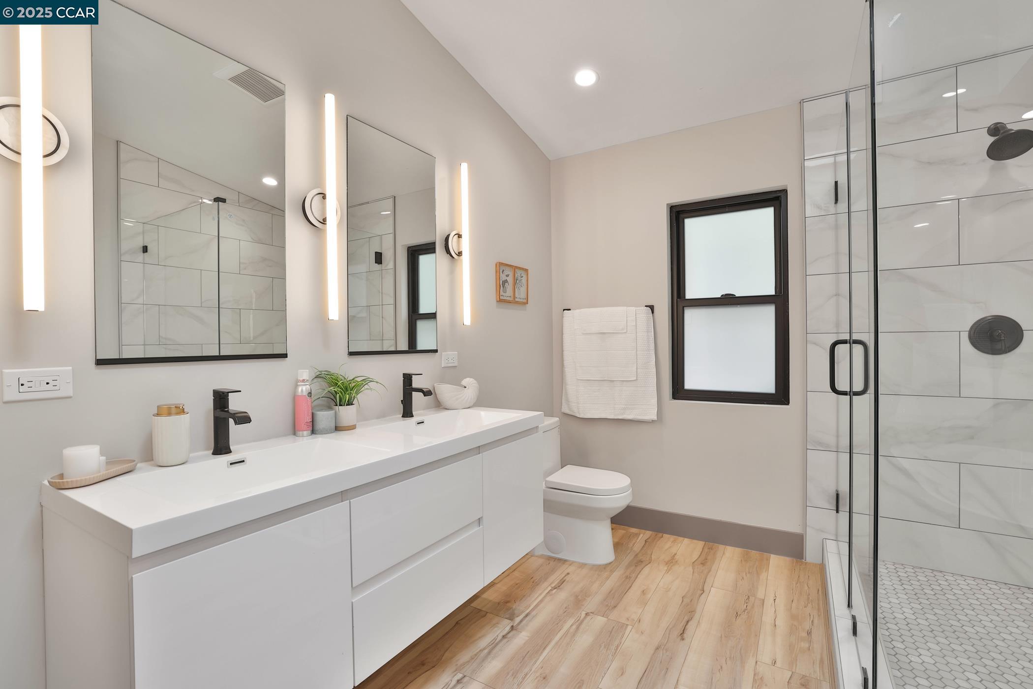 Detail Gallery Image 33 of 35 For 946 Risa Rd #B,  Lafayette,  CA 94549 - 3 Beds | 2 Baths