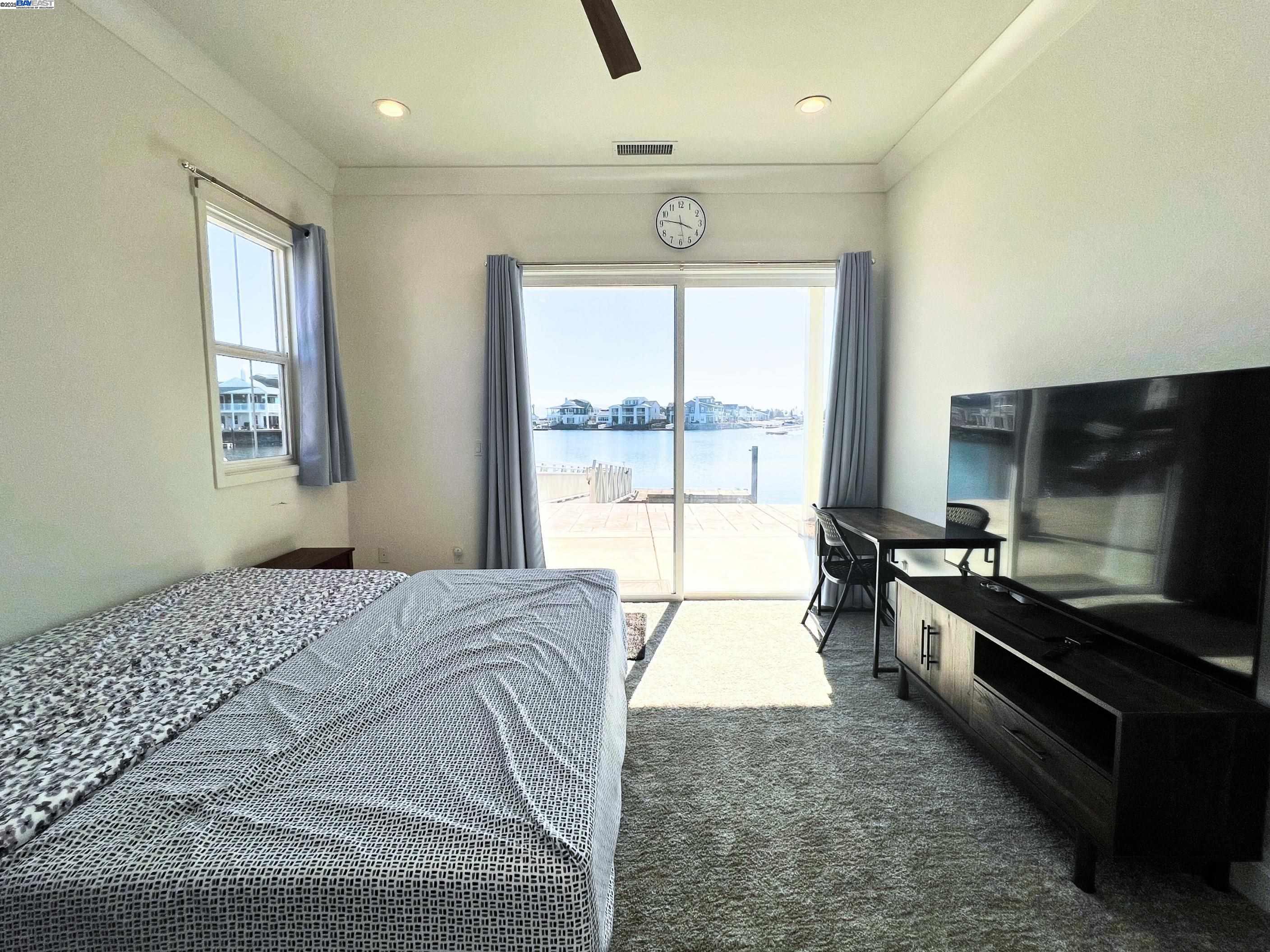 Detail Gallery Image 30 of 60 For 290 Waterside Pl, Bethel Island,  CA 94511 - 4 Beds | 4/2 Baths