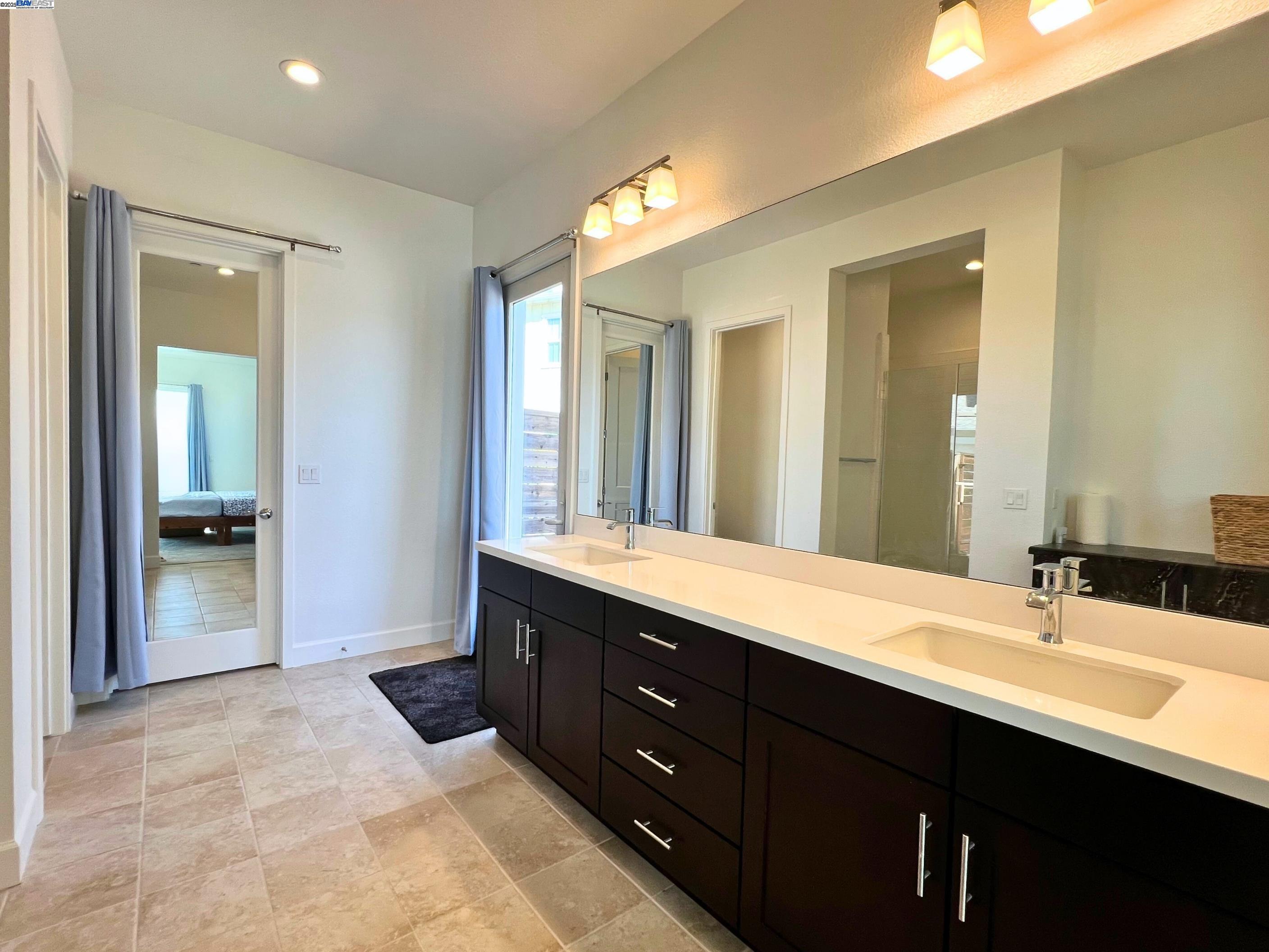 Detail Gallery Image 31 of 60 For 290 Waterside Pl, Bethel Island,  CA 94511 - 4 Beds | 4/2 Baths