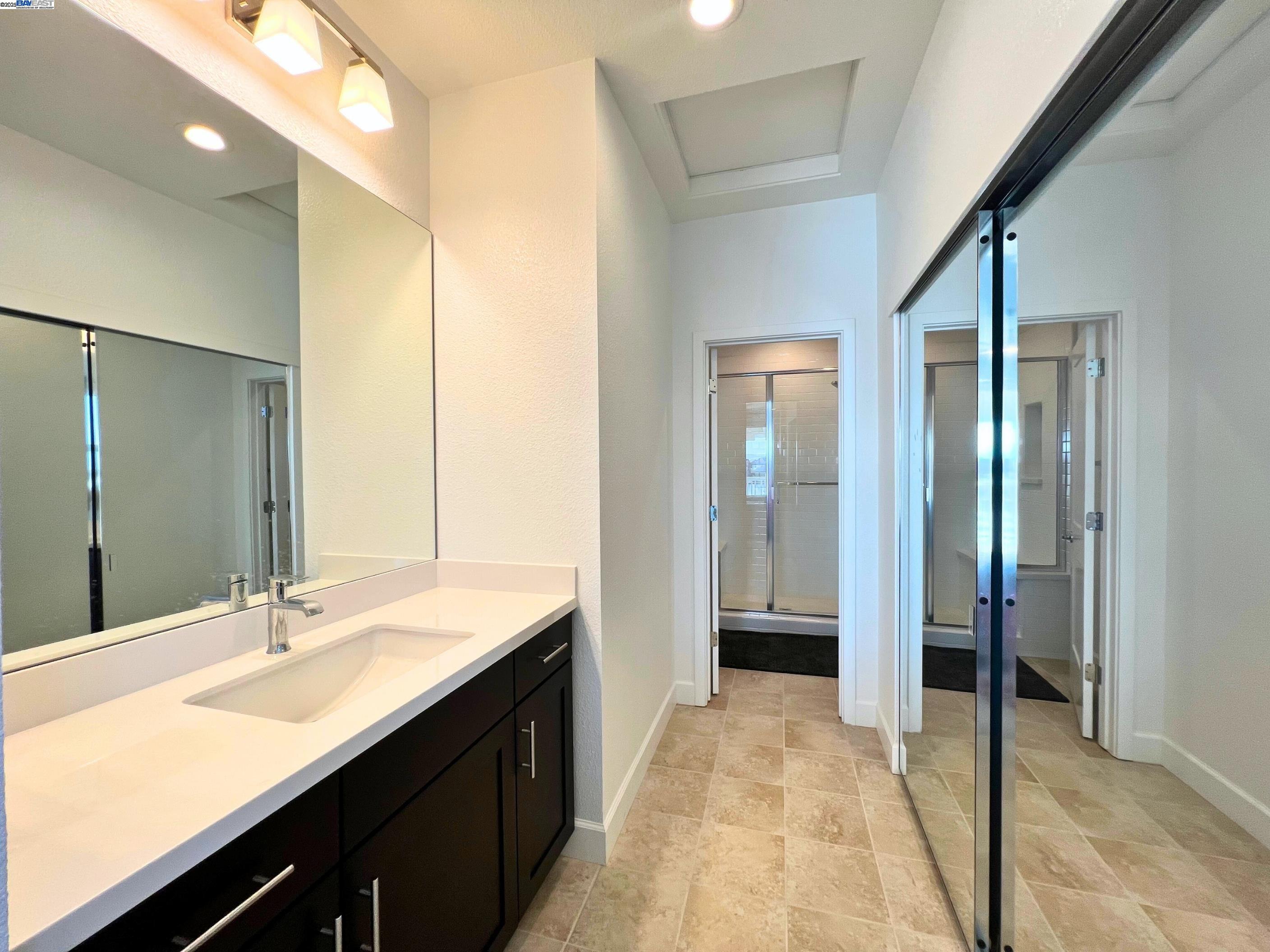 Detail Gallery Image 39 of 60 For 290 Waterside Pl, Bethel Island,  CA 94511 - 4 Beds | 4/2 Baths