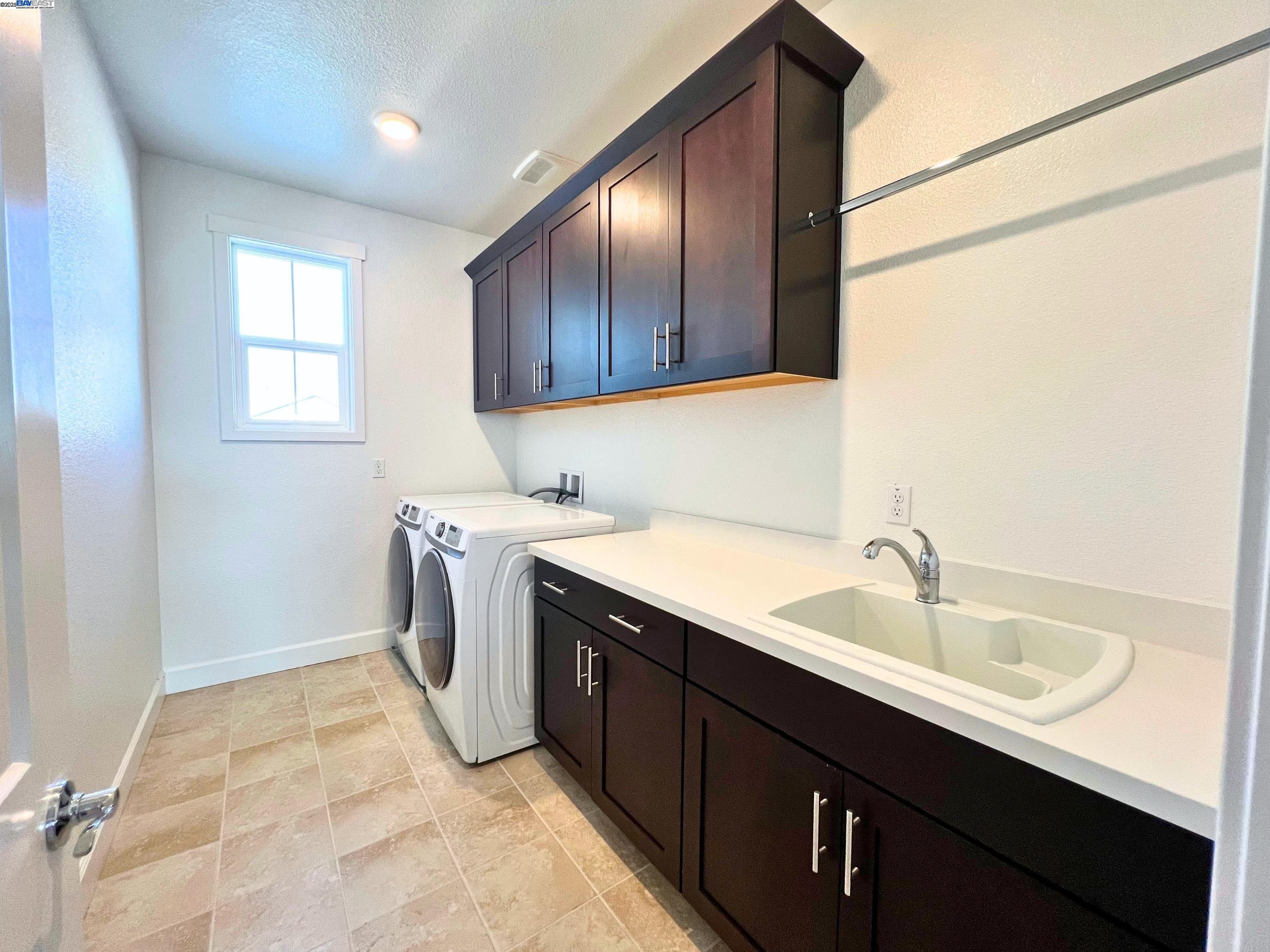 Detail Gallery Image 41 of 60 For 290 Waterside Pl, Bethel Island,  CA 94511 - 4 Beds | 4/2 Baths