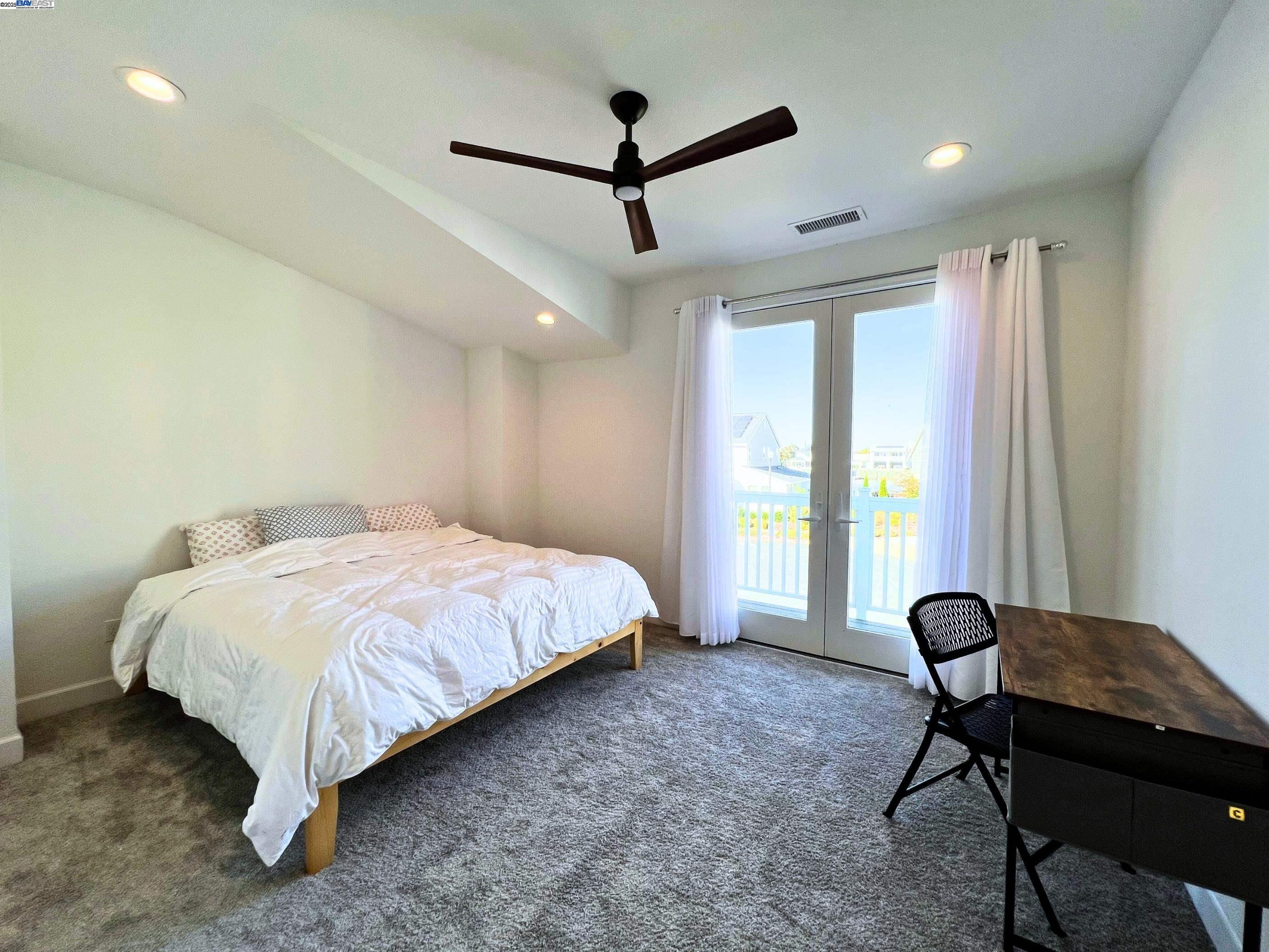 Detail Gallery Image 43 of 60 For 290 Waterside Pl, Bethel Island,  CA 94511 - 4 Beds | 4/2 Baths