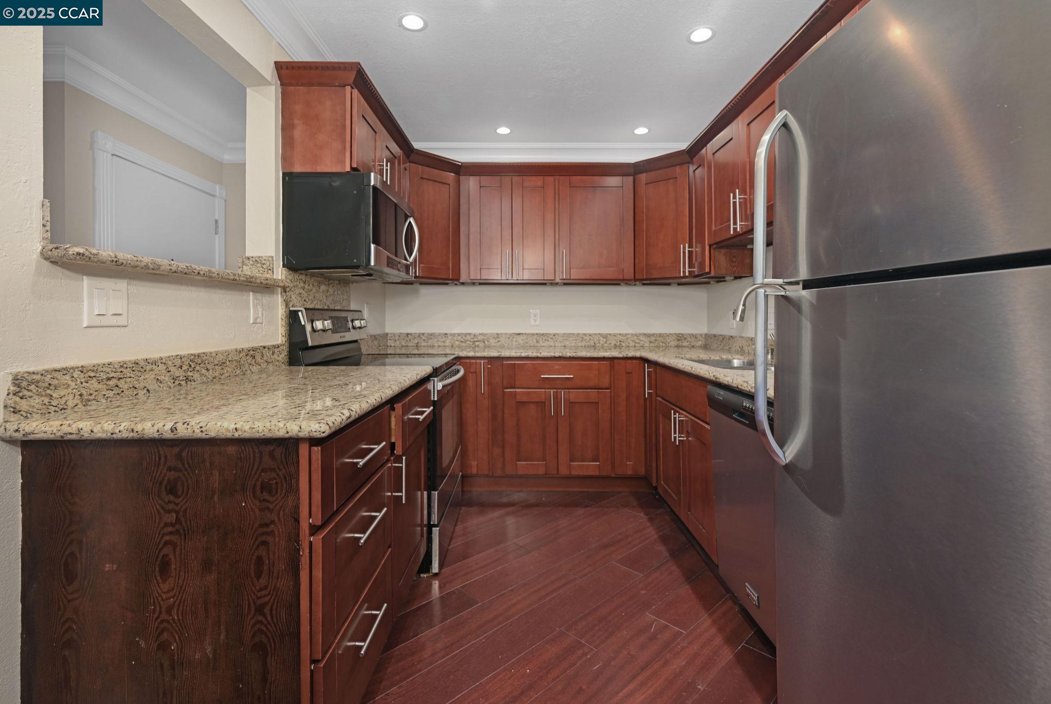Photo #11: 41114227 Listing: Photo #11