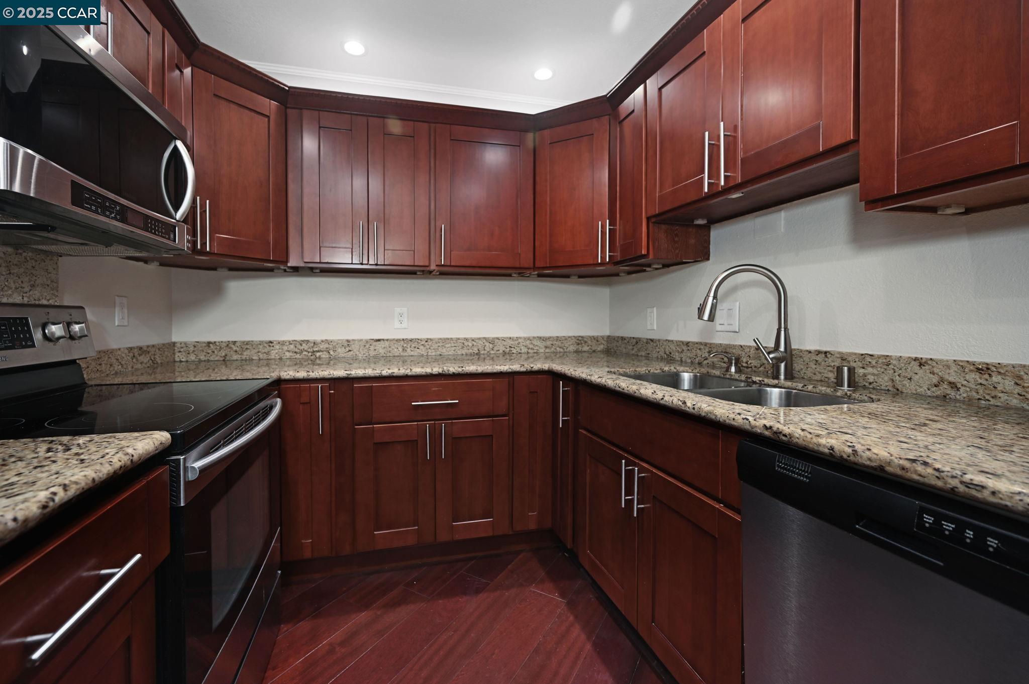 Photo #12: 41114227 Listing: Photo #12