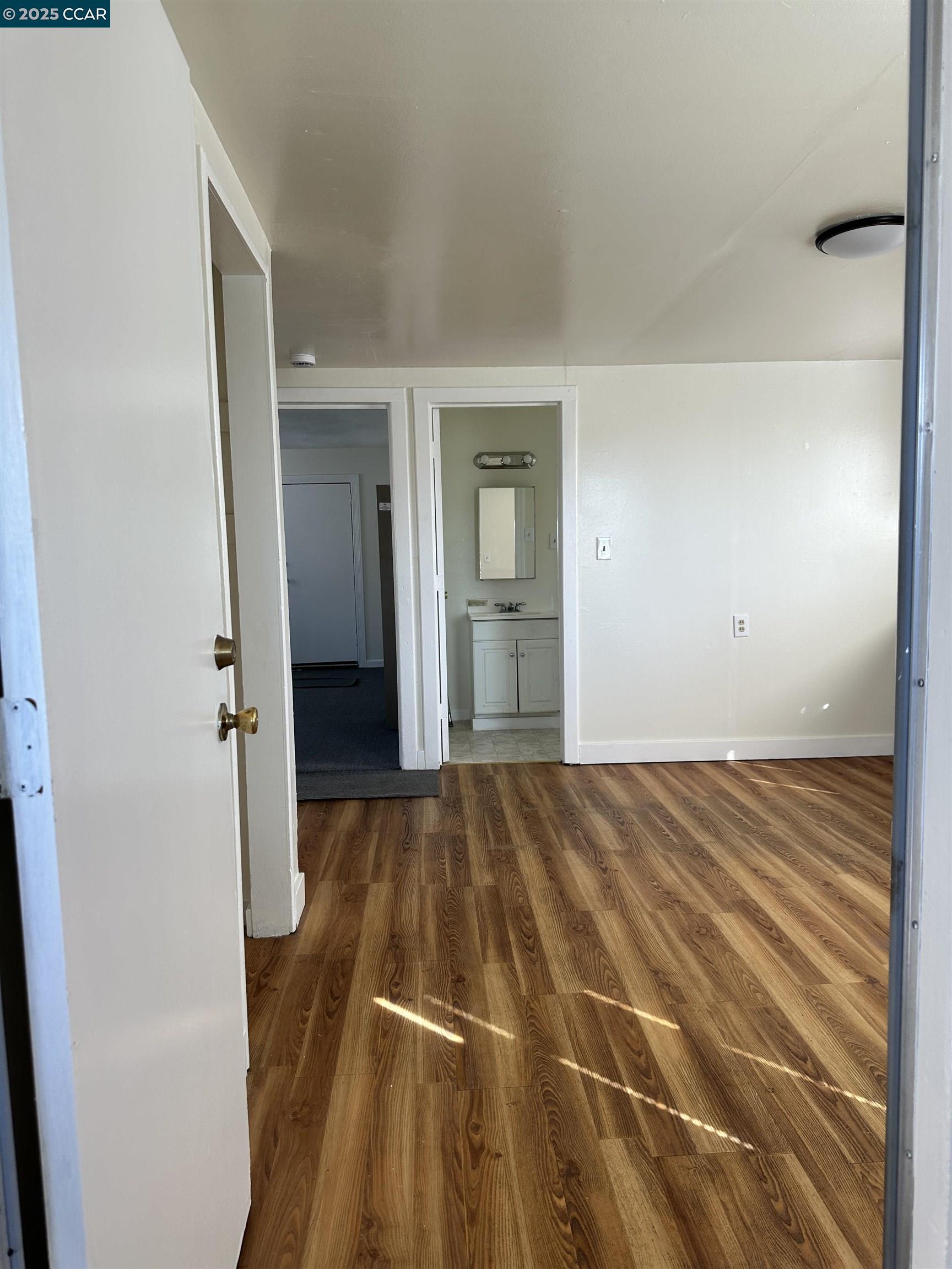 Detail Gallery Image 5 of 22 For 1800 Post Ave, San Pablo,  CA 94806 - 2 Beds | 1 Baths