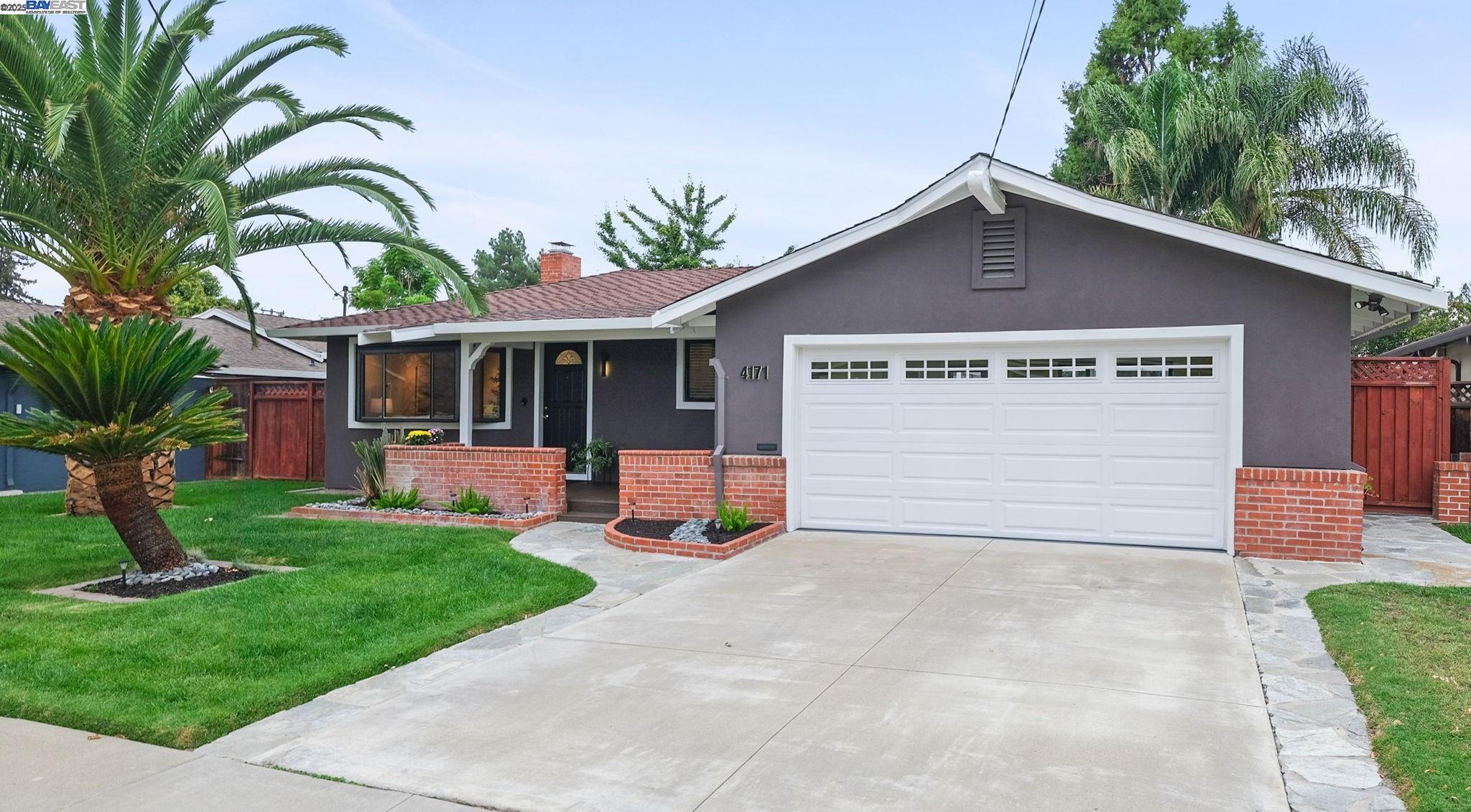 Front Image Thumbnail for BE41114237