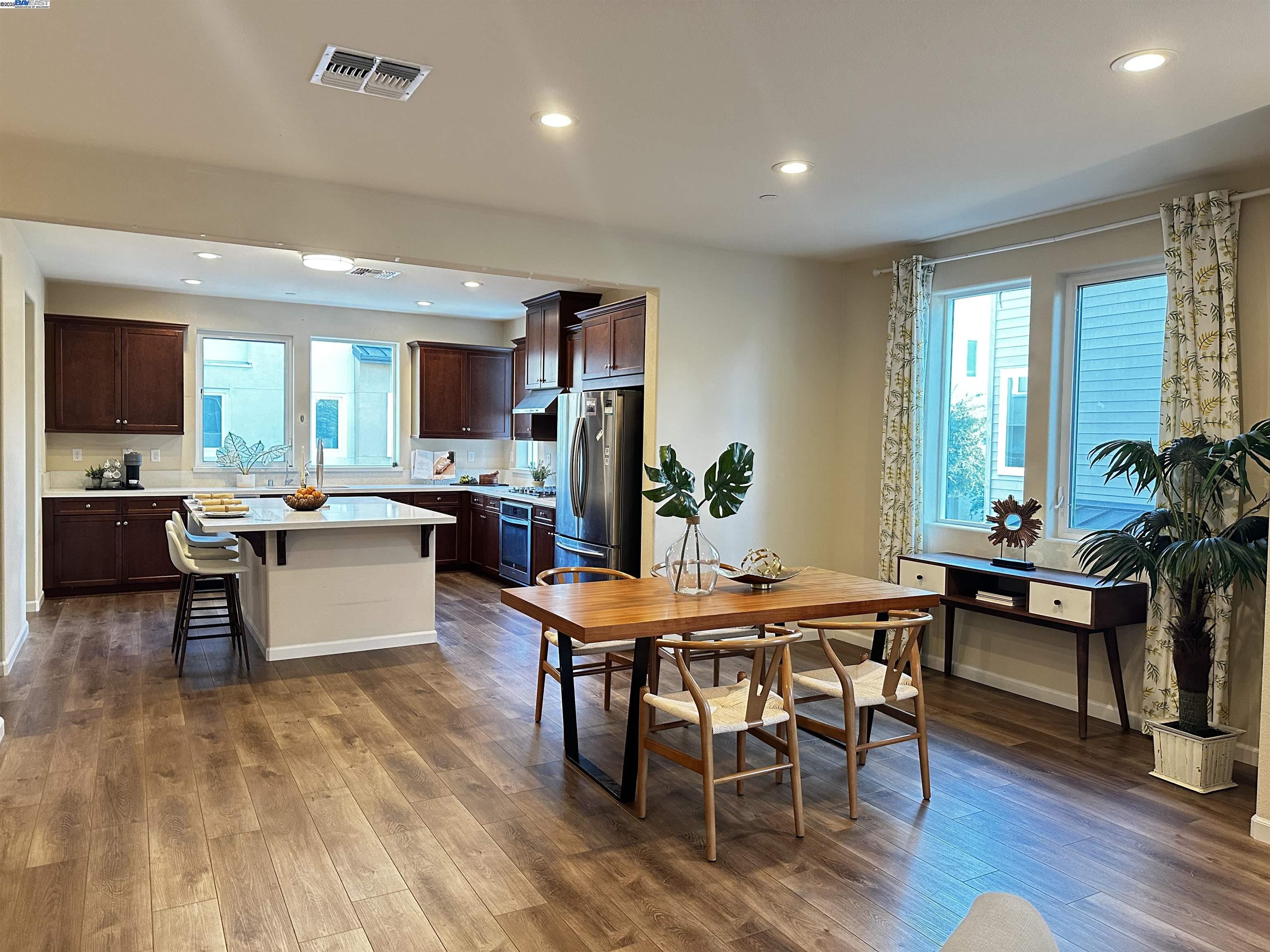Photo #12: 41114238 Listing: Photo #12