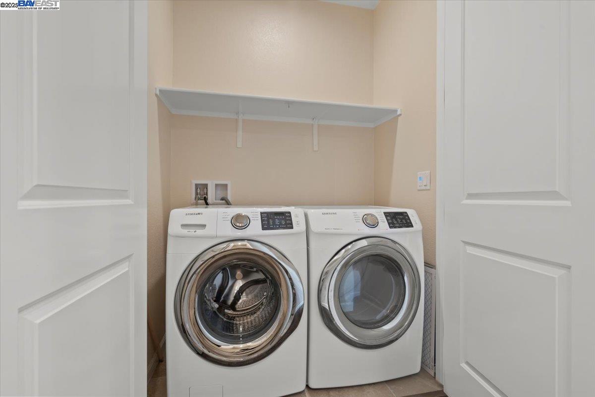 Detail Gallery Image 15 of 26 For 5670 El Dorado Ln, Dublin,  CA 94568 - 4 Beds | 3/1 Baths