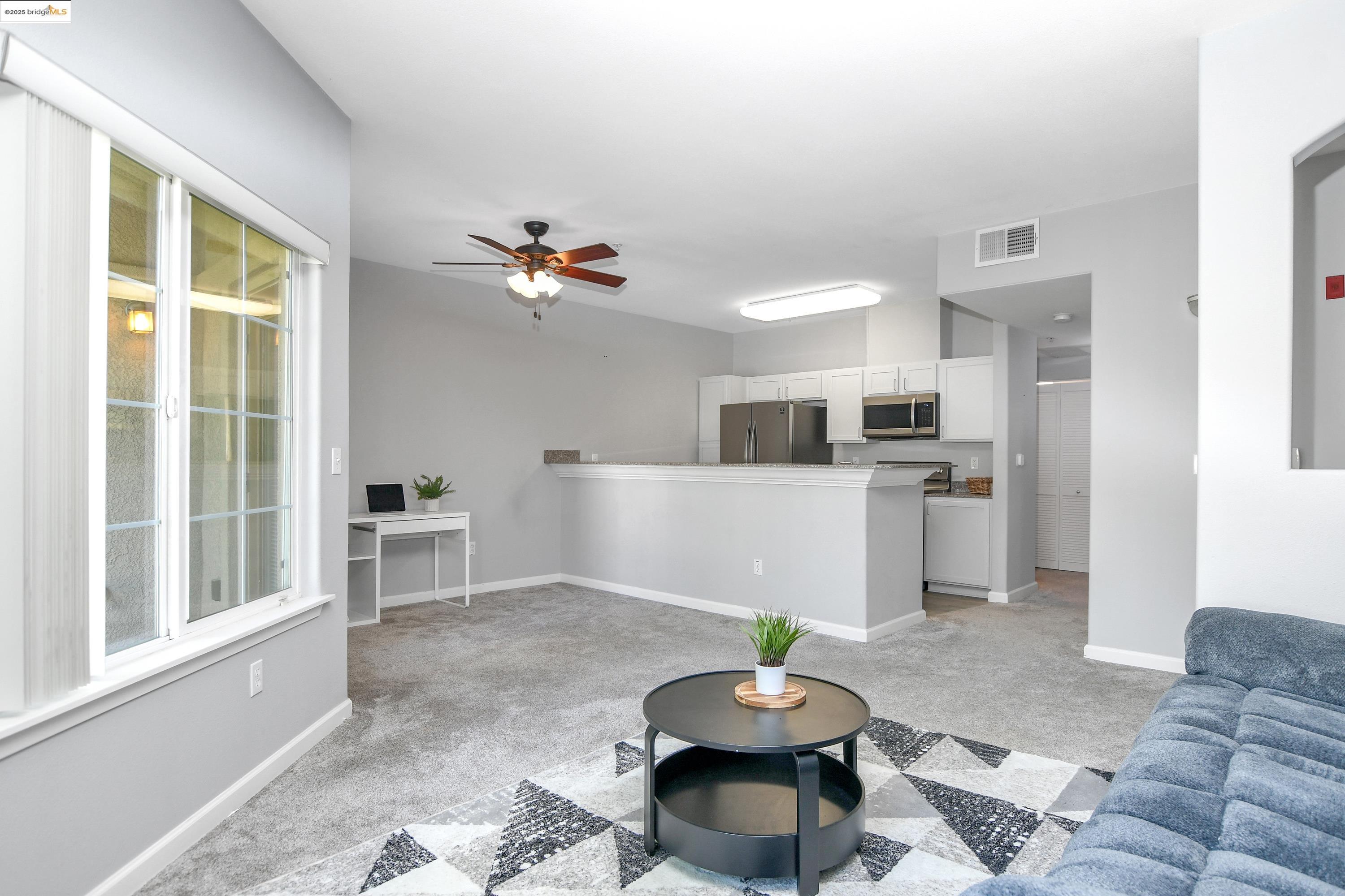 Detail Gallery Image 6 of 31 For 4200 E Commerce Way #2523,  Sacramento,  CA 95834 - 1 Beds | 1 Baths