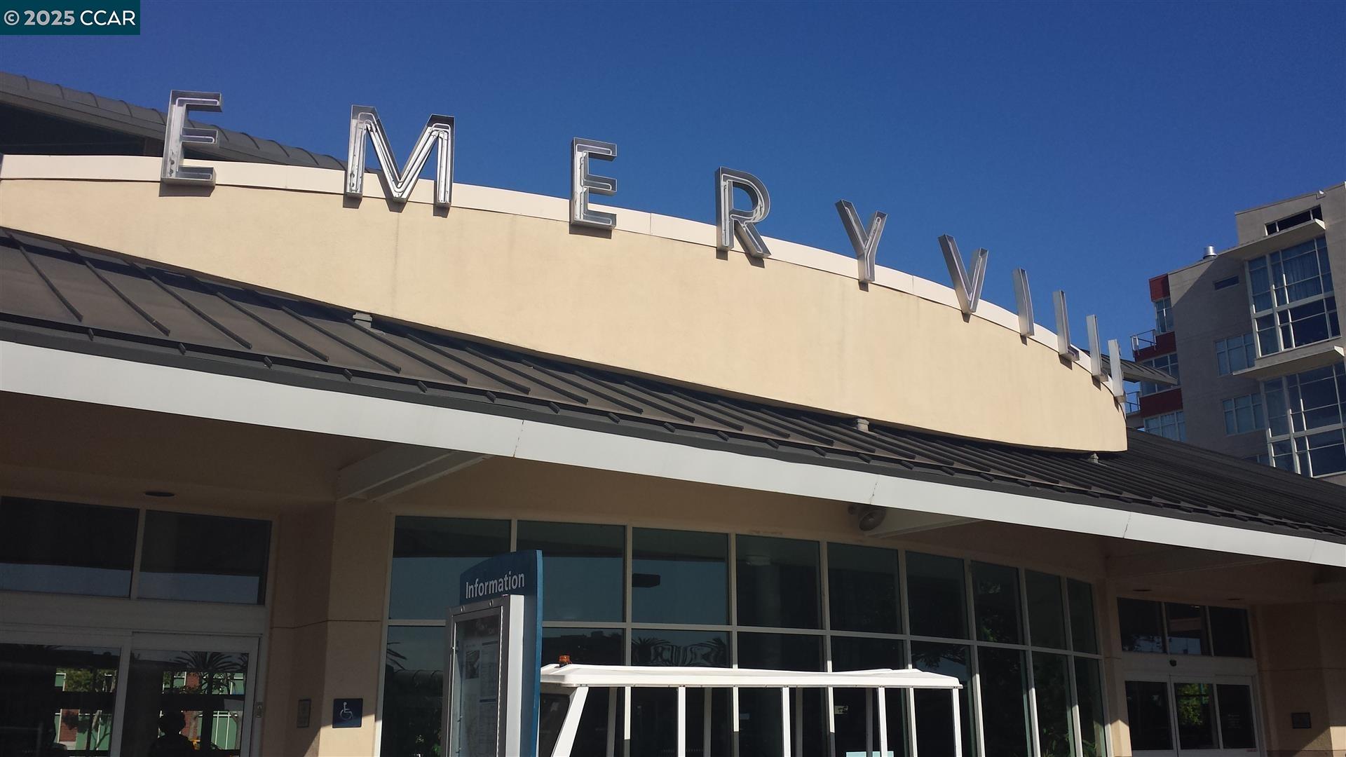 Detail Gallery Image 42 of 46 For 905 61st St, Oakland,  CA 94608 - 4 Beds | 2 Baths