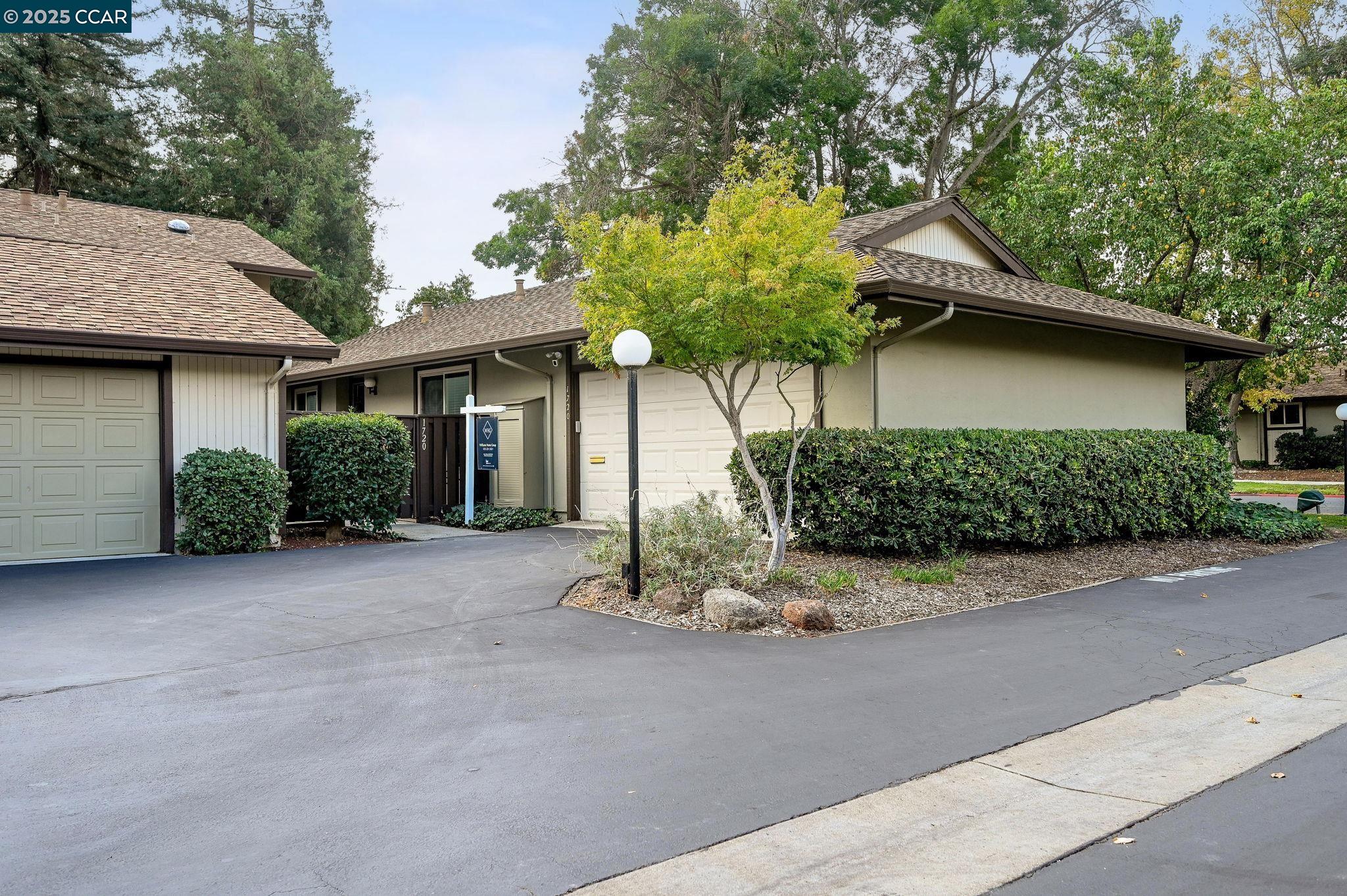 Photo #8: 41114274 Listing: Photo #8