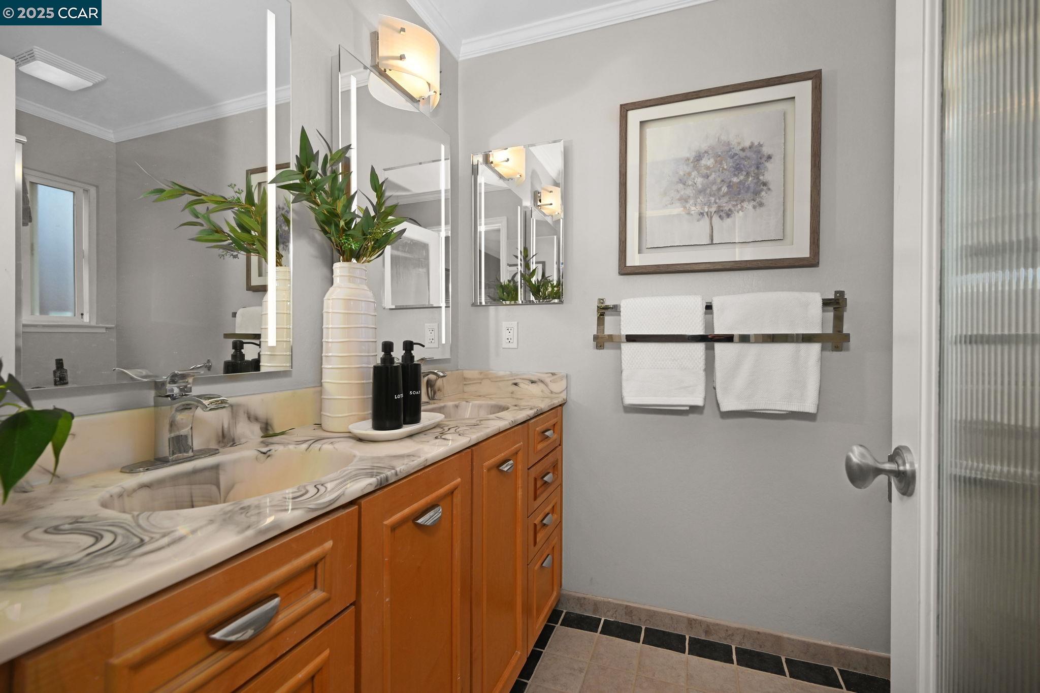 Detail Gallery Image 18 of 29 For 903 Dartmouth Way, Concord,  CA 94518 - 4 Beds | 2 Baths