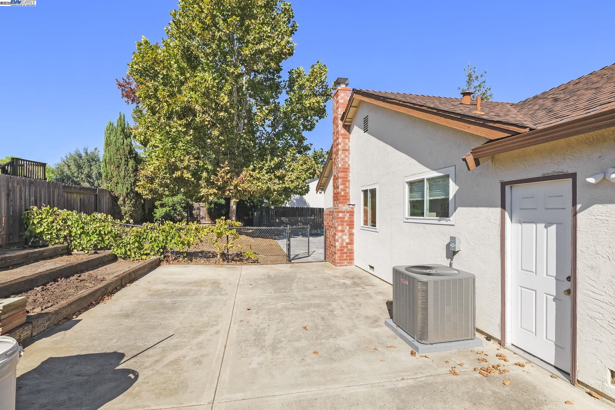 Detail Gallery Image 27 of 32 For 436 Clearwood Dr, Oakley,  CA 94561 - 3 Beds | 2 Baths