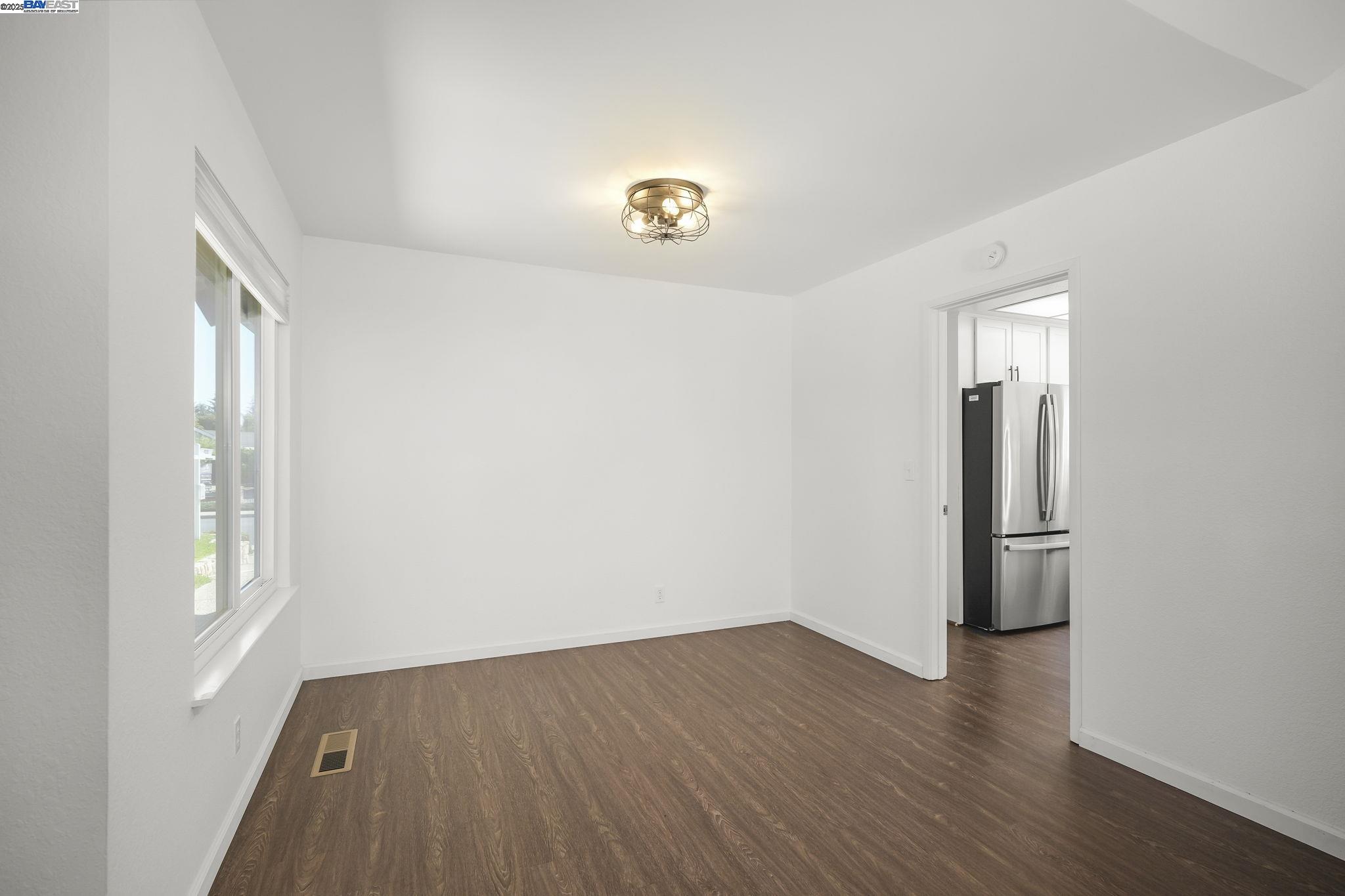 Detail Gallery Image 8 of 32 For 436 Clearwood Dr, Oakley,  CA 94561 - 3 Beds | 2 Baths