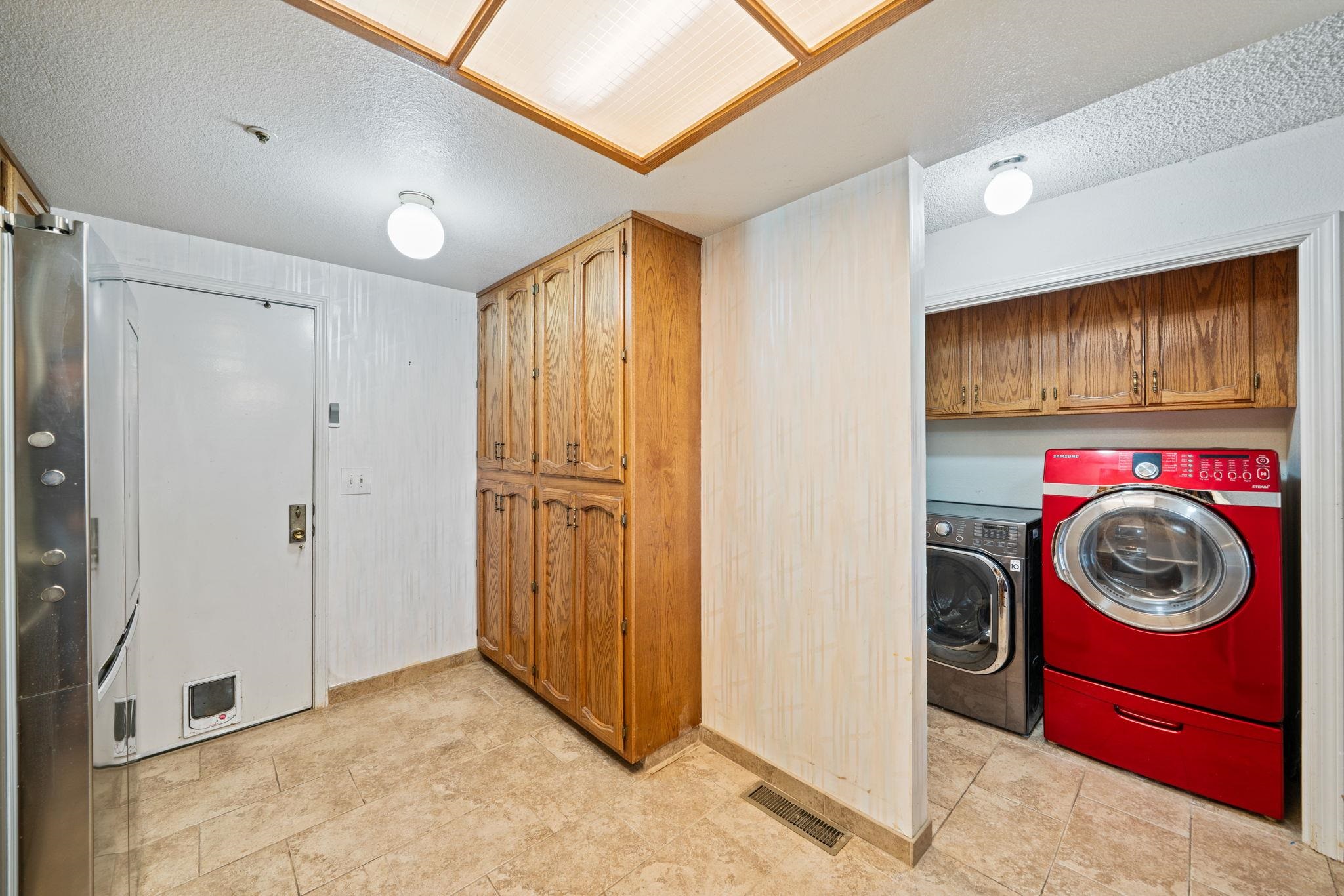 Detail Gallery Image 17 of 44 For 4844 Mulqueeney Cmn, Livermore,  CA 94551 - 3 Beds | 2/1 Baths