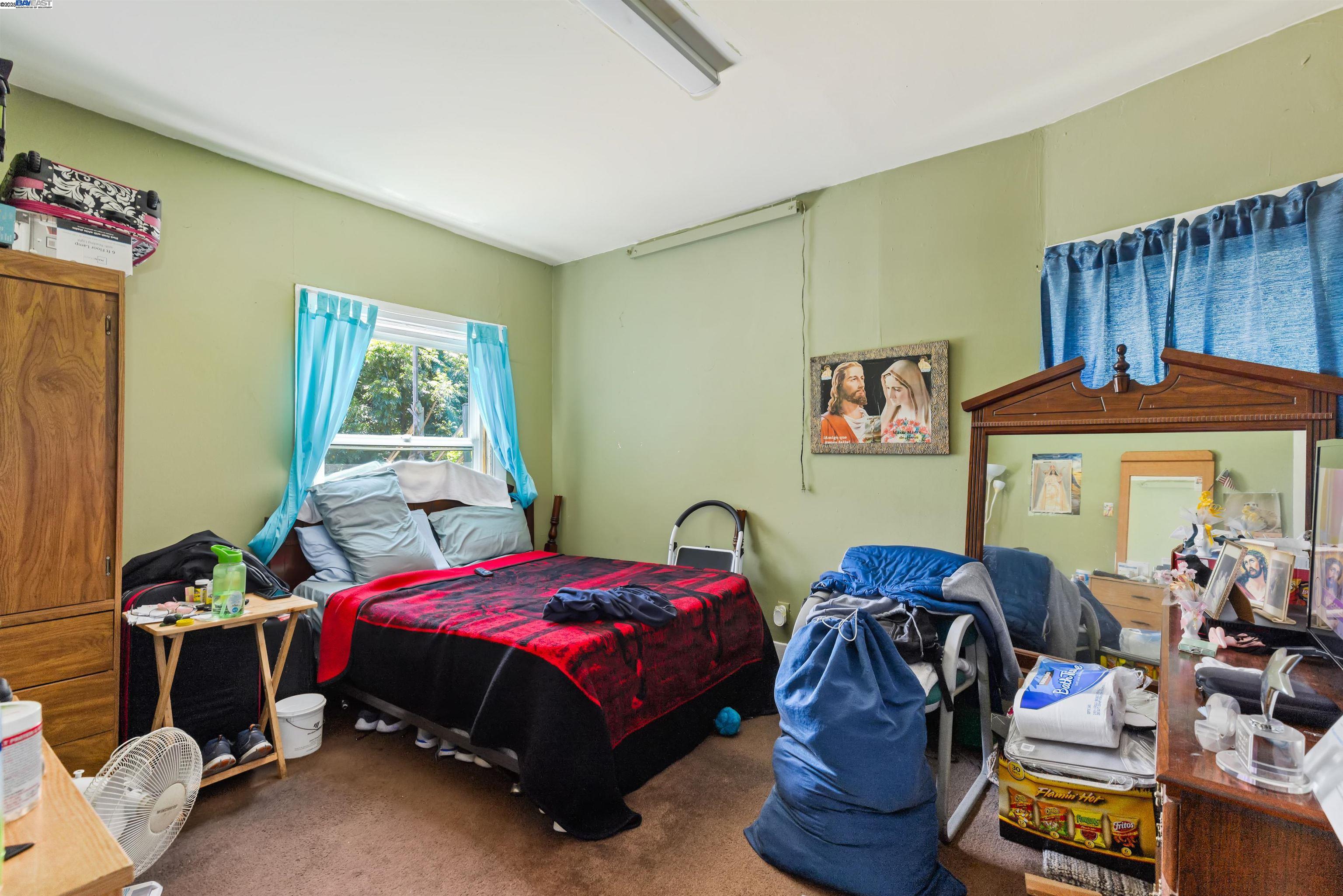 Detail Gallery Image 14 of 31 For 845 Isabella Street, Oakland,  CA 94607 - – Beds | – Baths