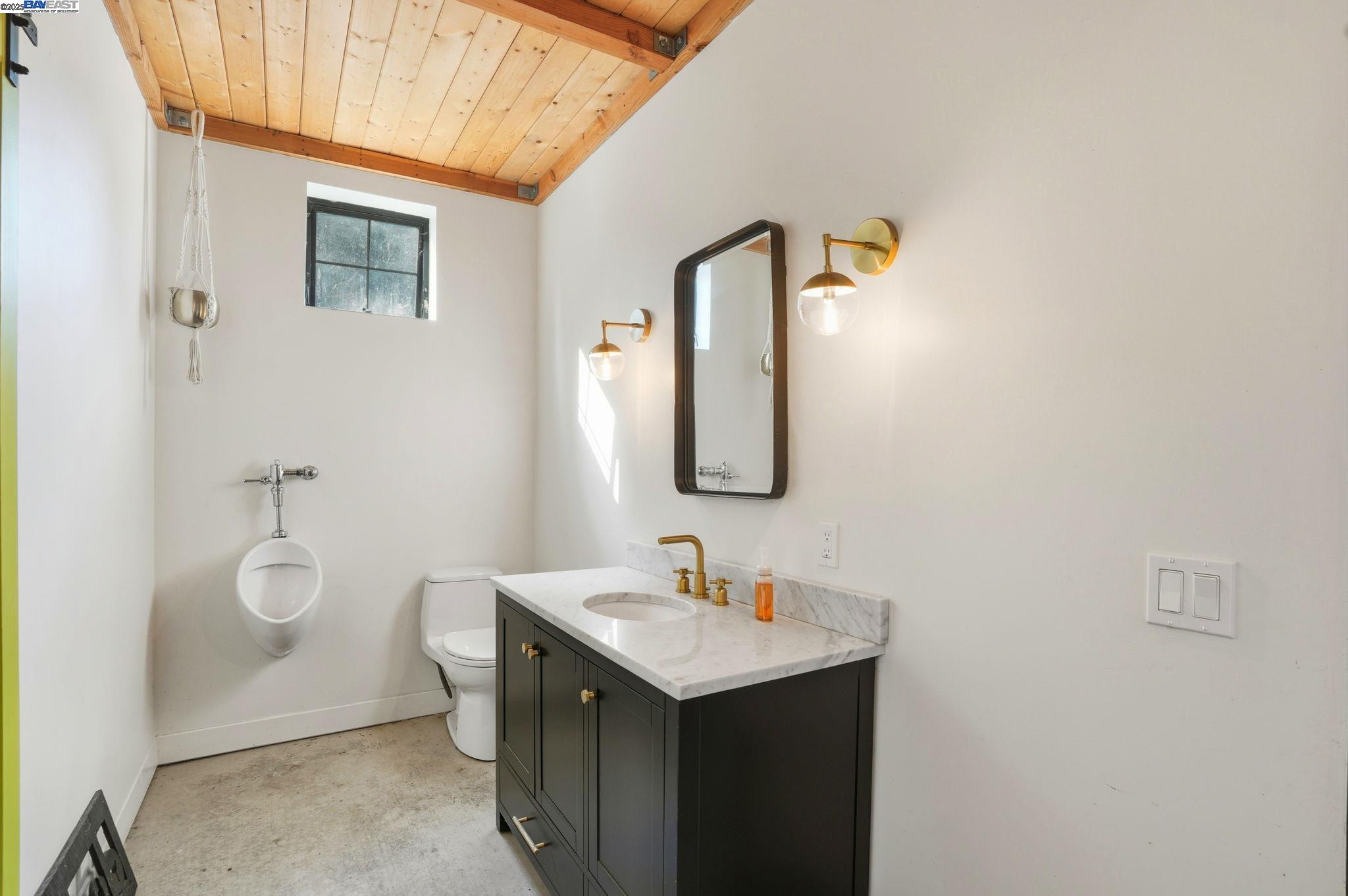 Detail Gallery Image 32 of 49 For , Danville,  CA 94526 - 4 Beds | 2/1 Baths