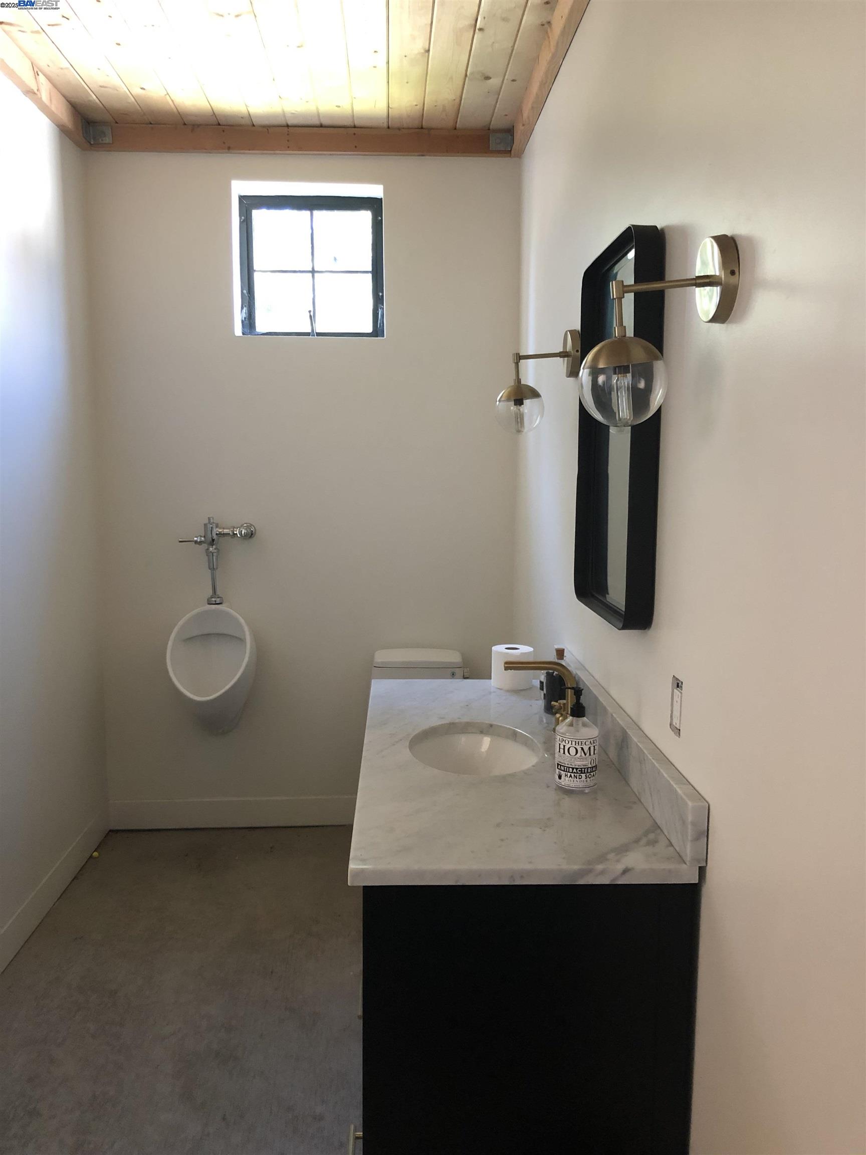 Detail Gallery Image 42 of 49 For , Danville,  CA 94526 - 4 Beds | 2/1 Baths