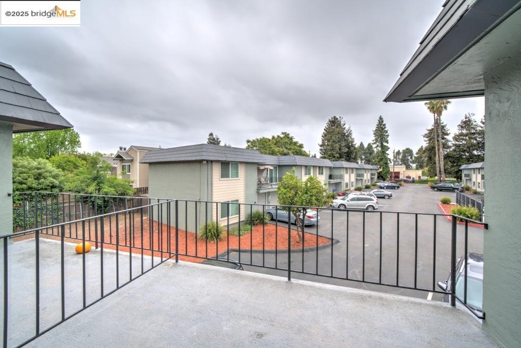 Detail Gallery Image 19 of 27 For 28222 Lustig Ct, Hayward,  CA 94544 - – Beds | – Baths