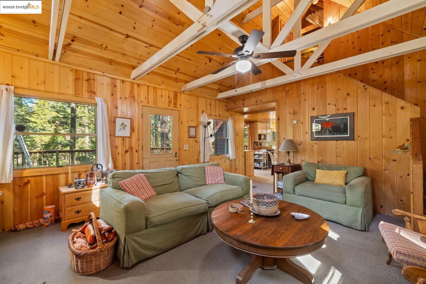 Detail Gallery Image 2 of 27 For 180 Sugarpine Circle, Pinecrest,  CA 95364 - 2 Beds | 1/1 Baths