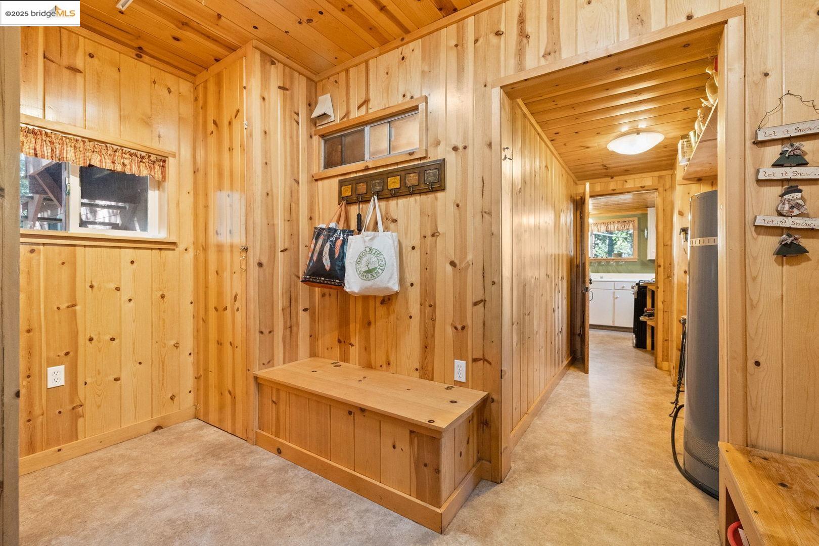 Detail Gallery Image 12 of 27 For 180 Sugarpine Circle, Pinecrest,  CA 95364 - 2 Beds | 1/1 Baths