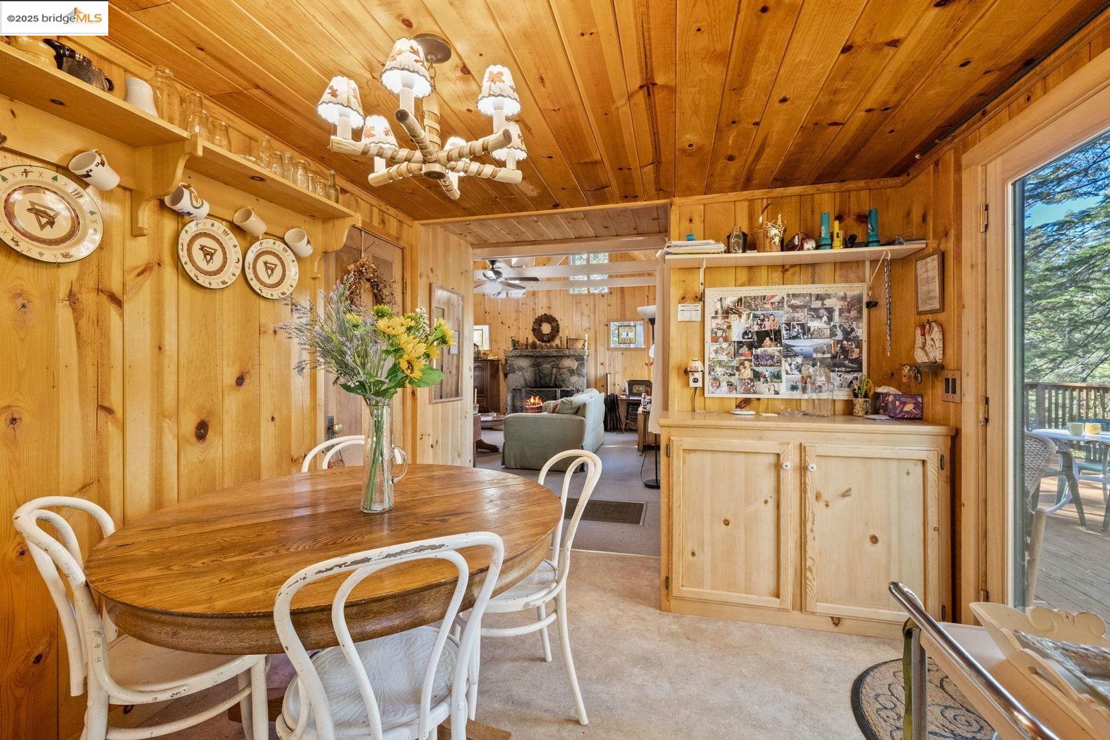 Detail Gallery Image 8 of 27 For 180 Sugarpine Circle, Pinecrest,  CA 95364 - 2 Beds | 1/1 Baths